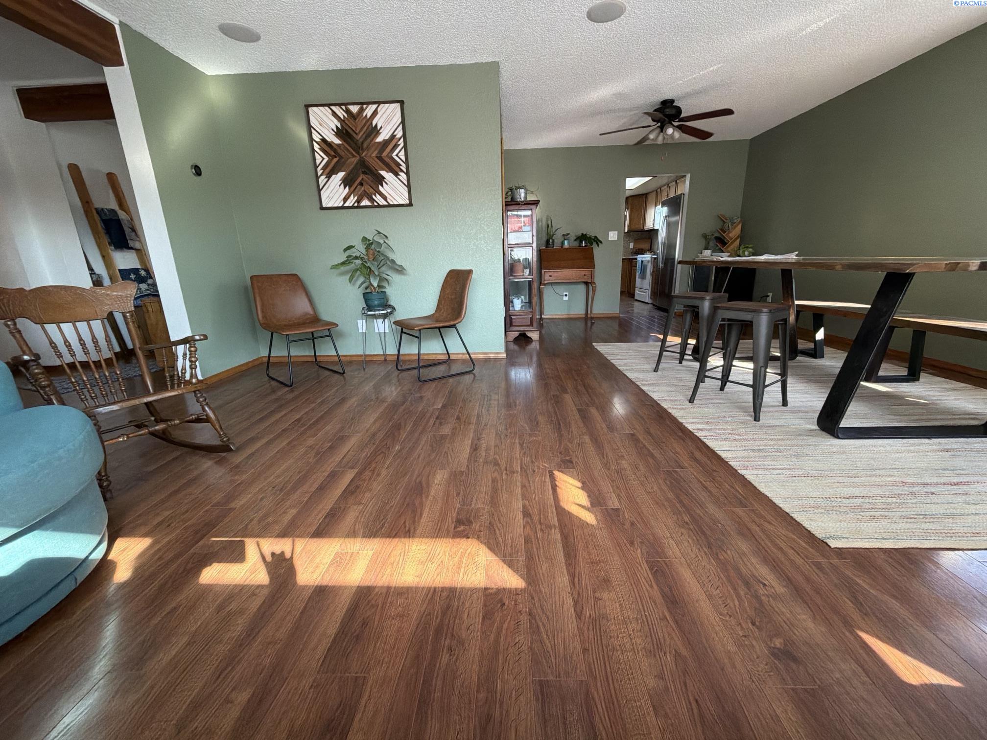 Photo 4 of Single family home for sale at 3611 S Benton Pl, Kennewick, WA 99337 | MLS# PAC295566 | Listing updated on 2026-10-09