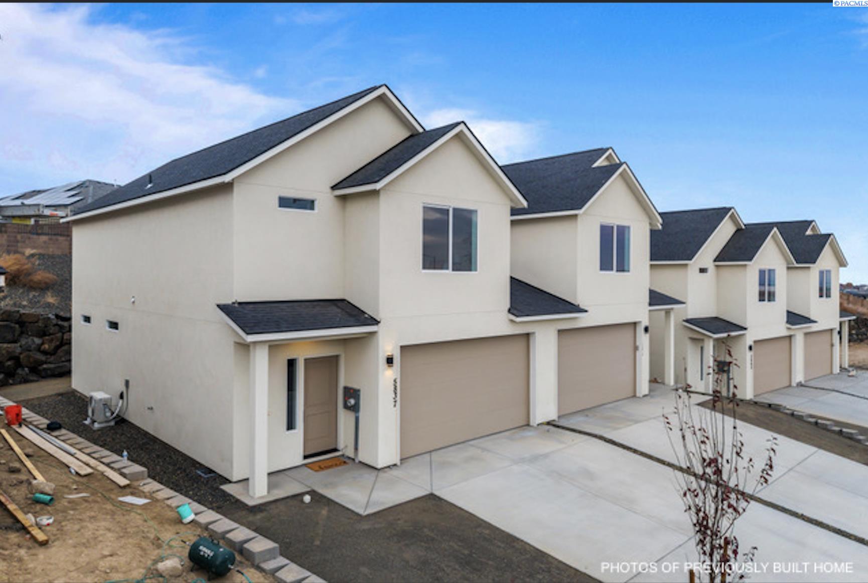 Photo 2 of Townhouse for sale at 5861 W 40th Court, Kennewick, WA 99338 | MLS# PAC295571 | Listing updated on 2026-08-15