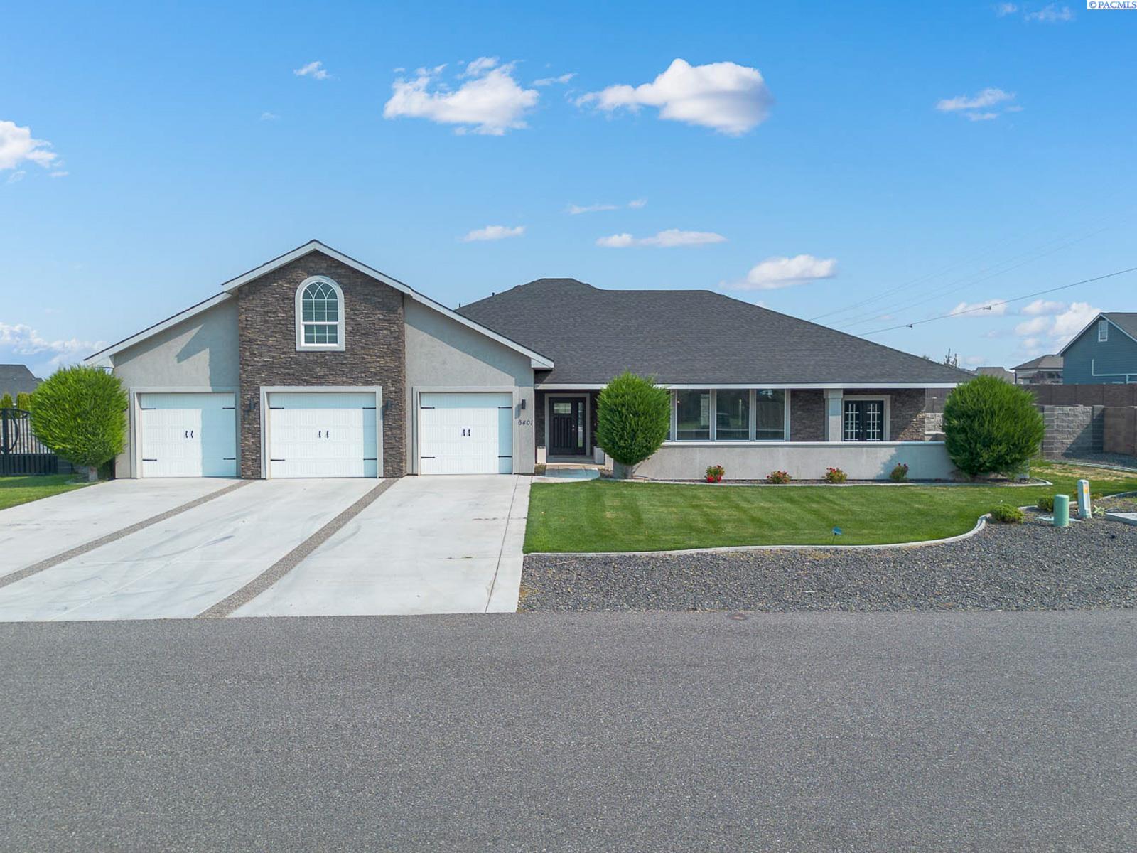Photo 3 of Single family home for sale at 6401 Eagle Crst Dr, Pasco, WA 99301 | MLS# PAC295586 | Listing updated on 2026-09-22