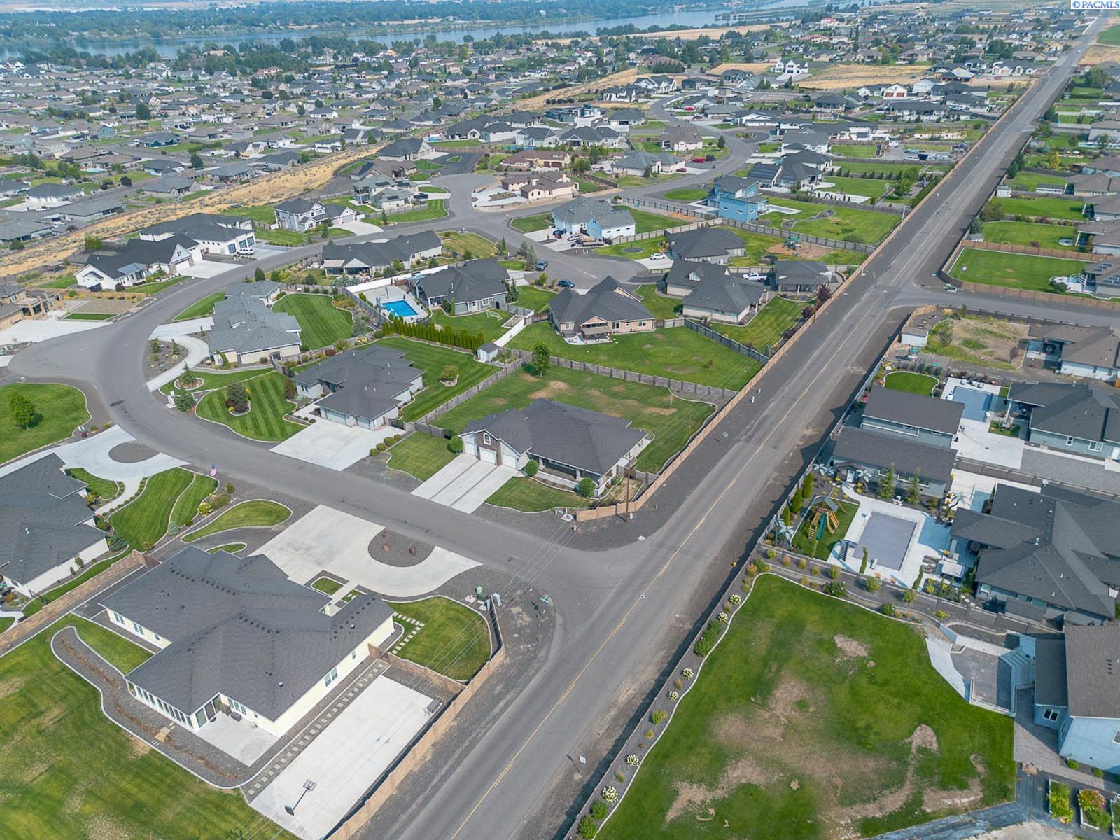 Photo 2 of Single family home for sale at 6401 Eagle Crst Dr, Pasco, WA 99301 | MLS# PAC295586 | Listing updated on 2026-09-22