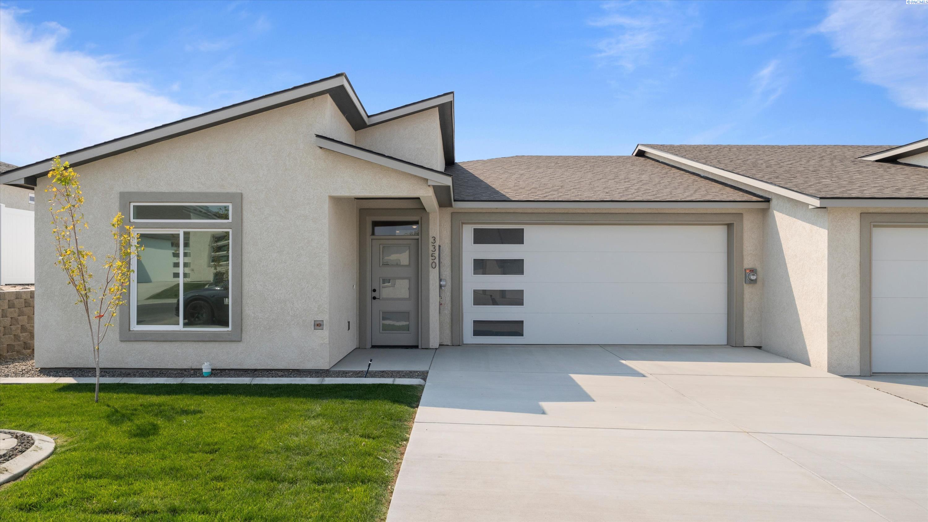 Townhouse for sale at 3350 S Nelson St, Kennewick, WA 99338 | MLS# PAC295605