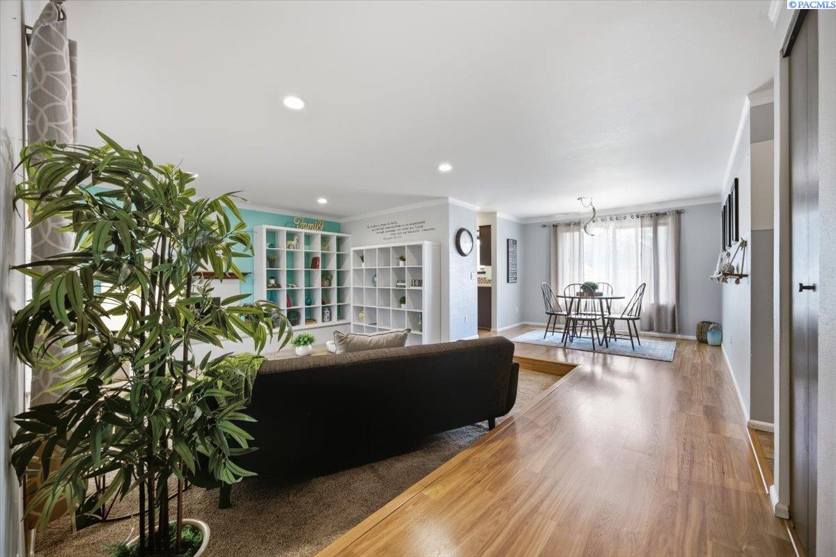 Photo 2 of Single family home for sale at 4617 W 14th Avenue, Kennewick, WA 99338 | MLS# PAC295609 | Listing updated on 2026-09-21