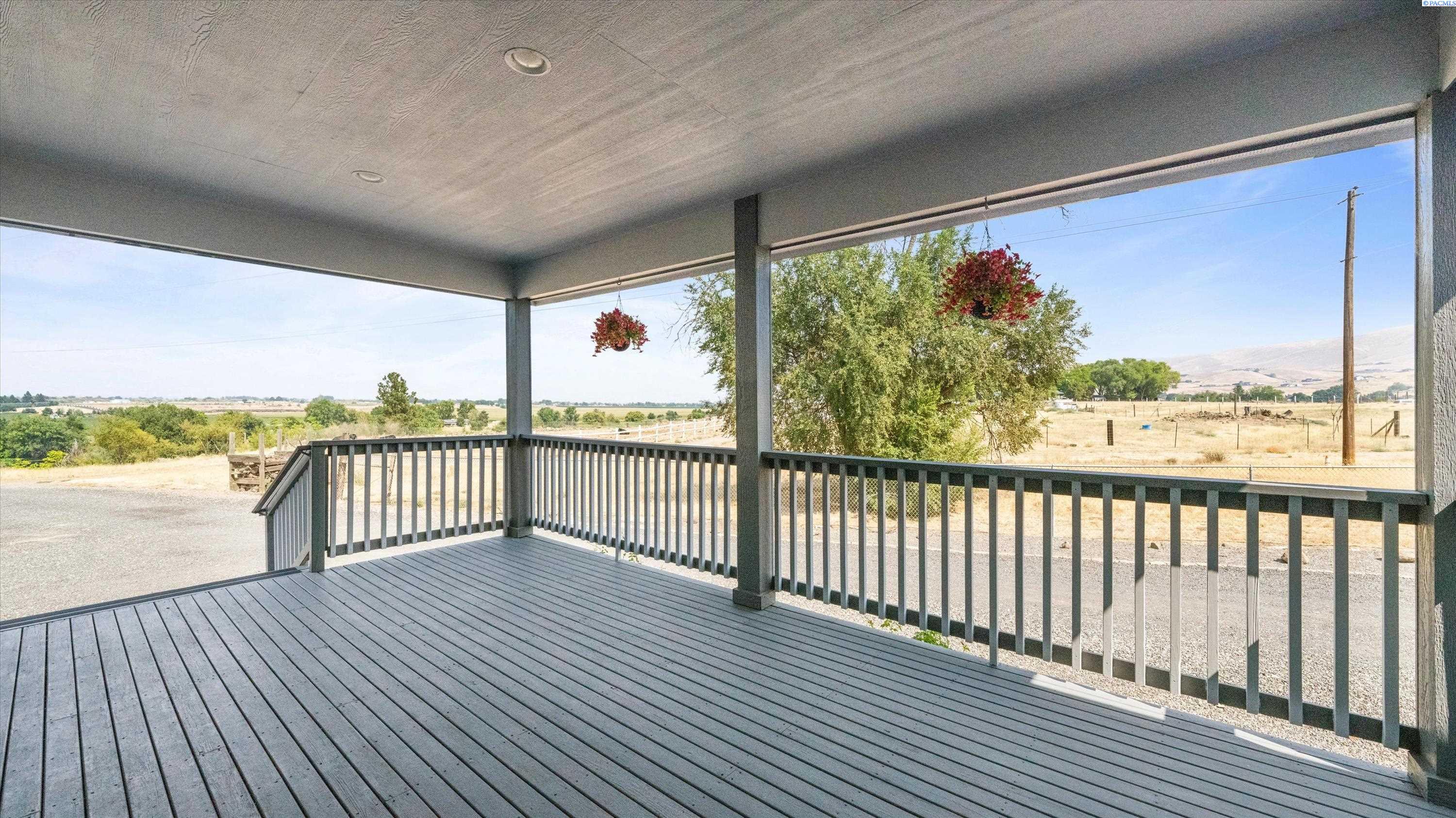 Photo 3 of Single family home for sale at 173403 W Byron Rd, Prosser, WA 99350 | MLS# PAC295611 | Listing updated on 2026-09-10