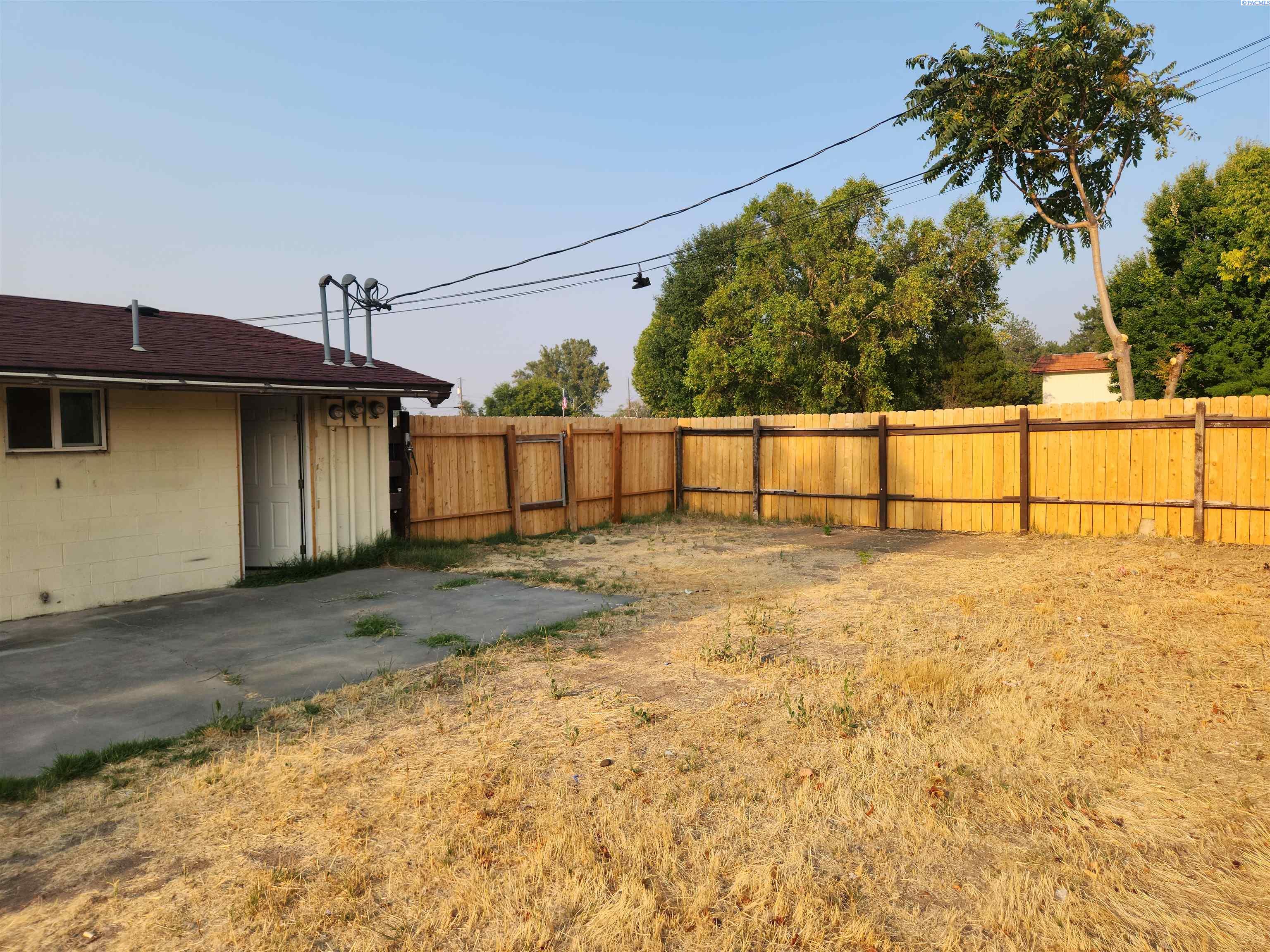 Photo 2 of House for sale at 3211 W John Day Ave, Kennewick, WA 99336 | MLS# PAC295629 | Listing updated on 2026-08-18