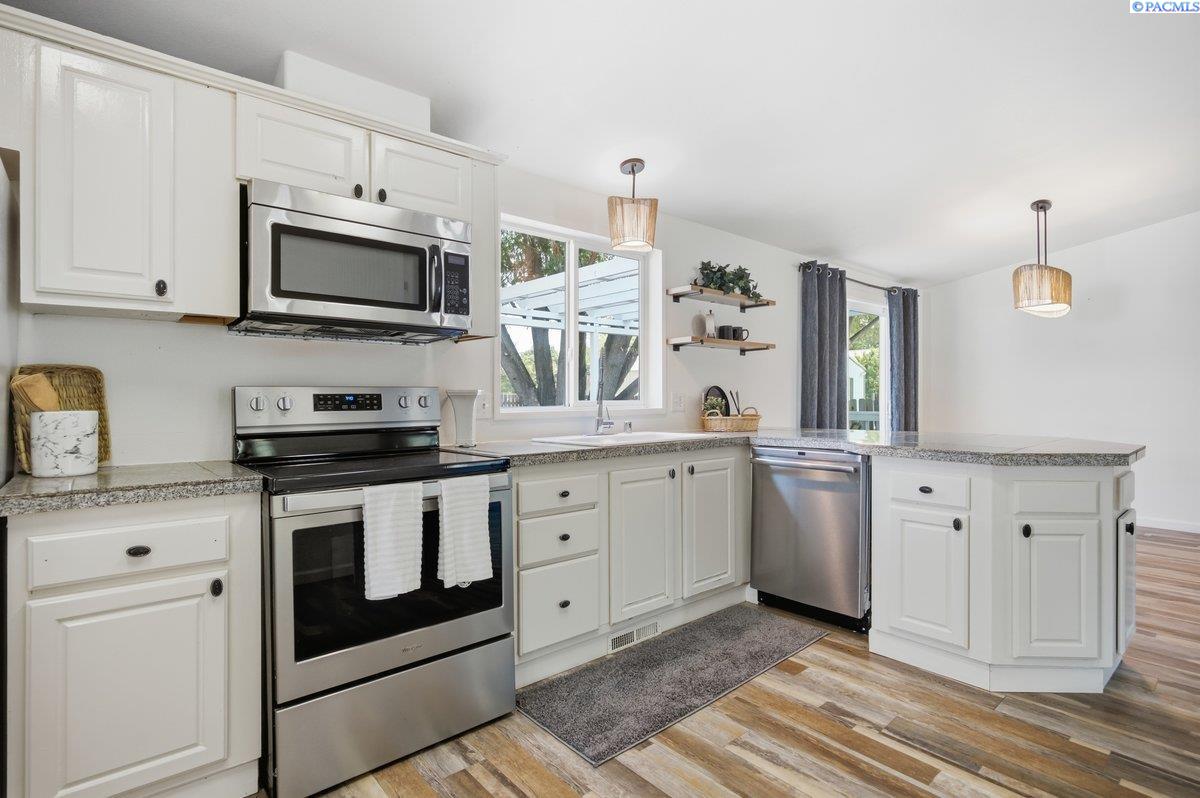 Photo 1 of Sale Pending at 316 S 9th Street, Benton City, WA 99320 | MLS# PAC295642 | Listing updated on 2026-09-30