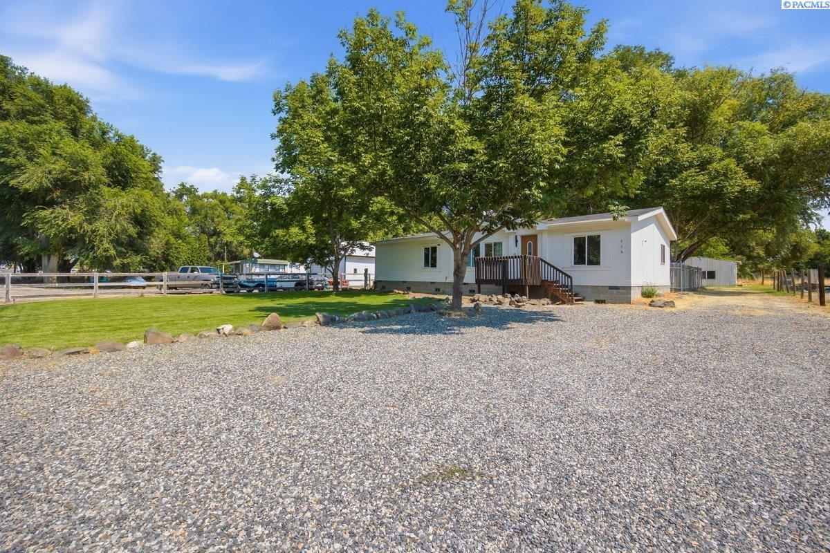 Photo 4 of Sale Pending at 316 S 9th Street, Benton City, WA 99320 | MLS# PAC295642 | Listing updated on 2026-09-30
