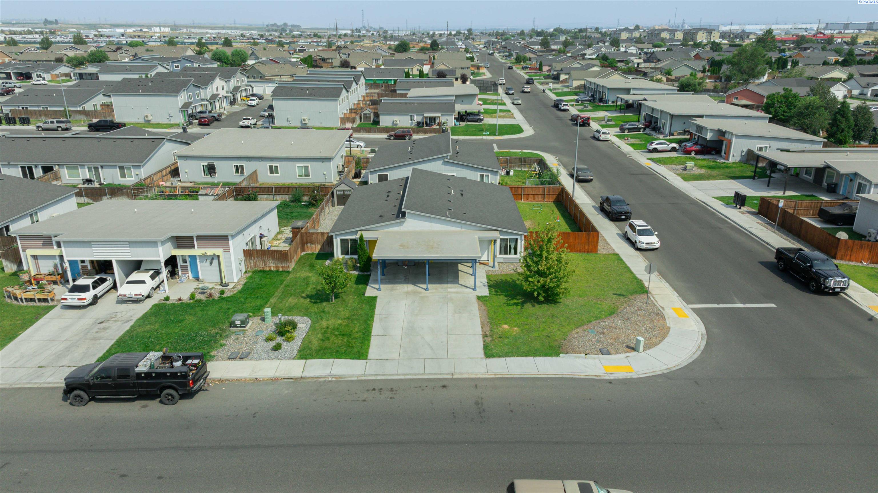 Photo 2 of Townhouse for sale at 525 S Cedar Ave, Pasco, WA 99301 | MLS# PAC295643 | Listing updated on 2026-09-17