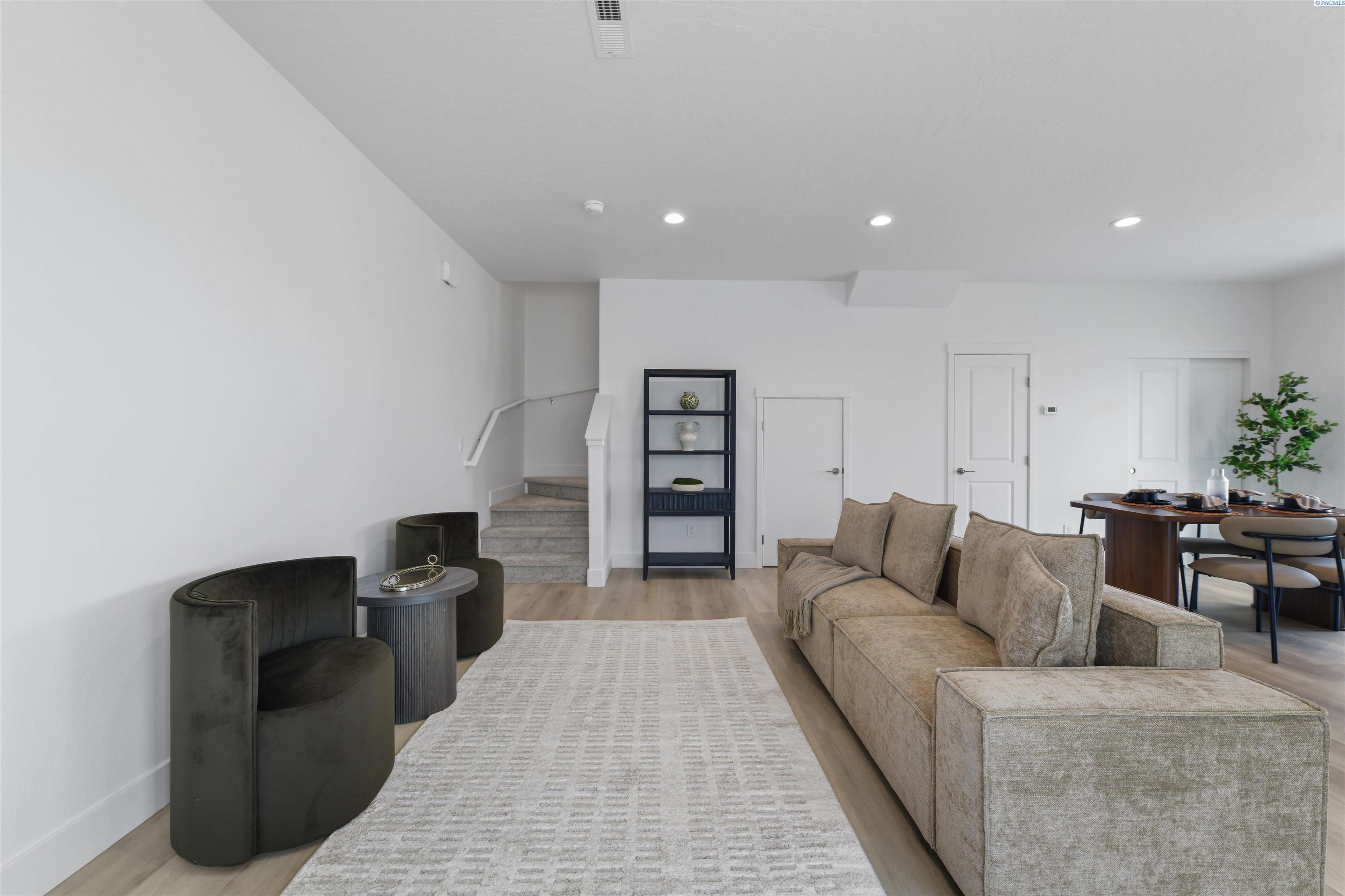 Photo 4 of Single family home for sale at 7632 Grapevine Ct, West Richland, WA 99353 | MLS# PAC295654 | Listing updated on 2026-09-19