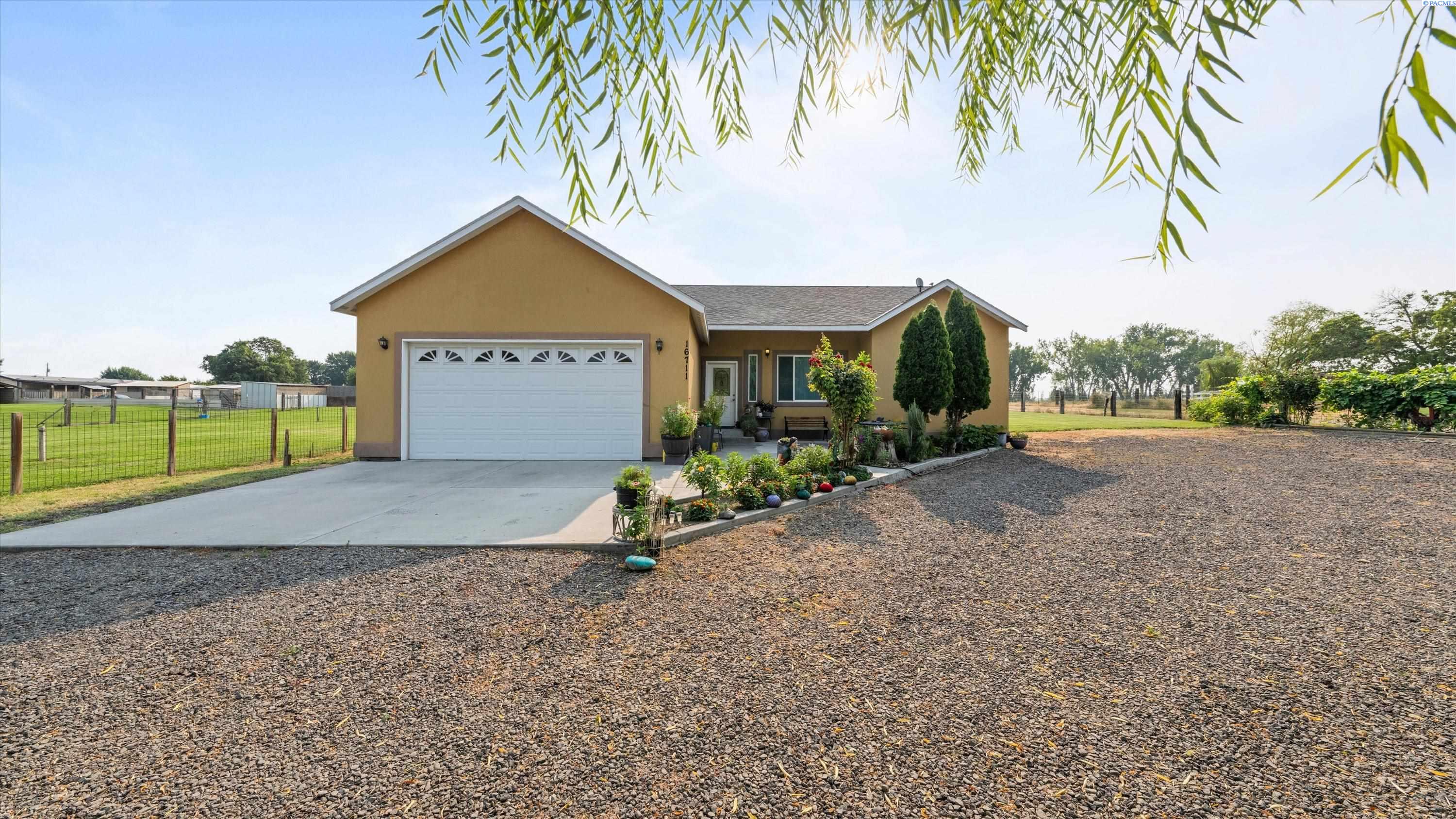Photo 2 of Single family home for sale at 16711 S 1996 Prse, Kennewick, WA 99337 | MLS# PAC295656 | Listing updated on 2026-08-19