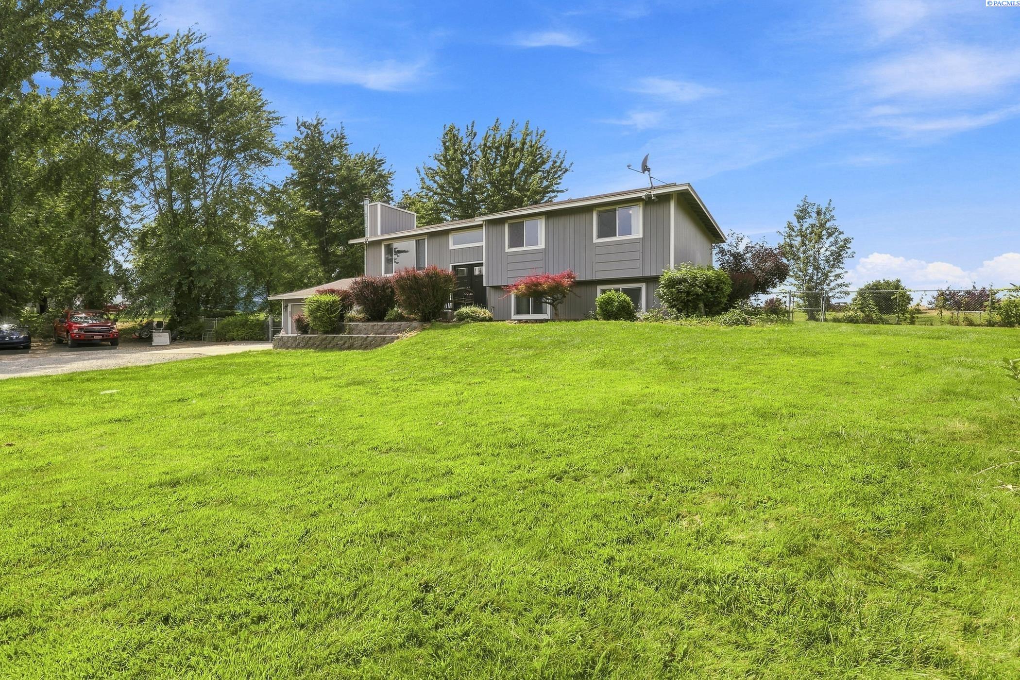 Photo 2 of Single family home for sale at 1804 S Bermuda, Kennewick, WA 99338 | MLS# PAC295675 | Listing updated on 2026-09-18