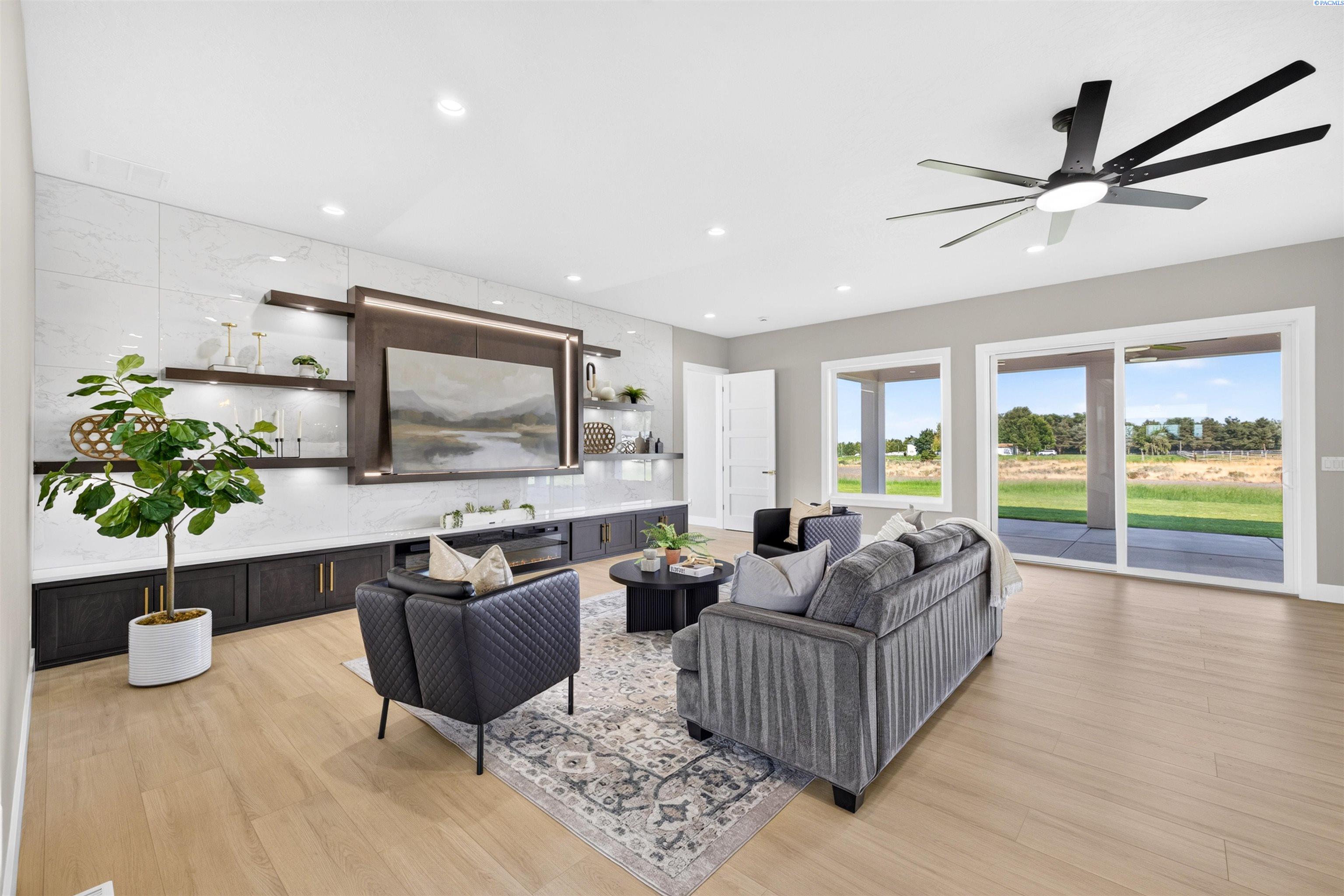 Photo 3 of Single family home for sale at 194010 27th Avenue, Kennewick, WA 99337 | MLS# PAC295715 | Listing updated on 2026-08-21