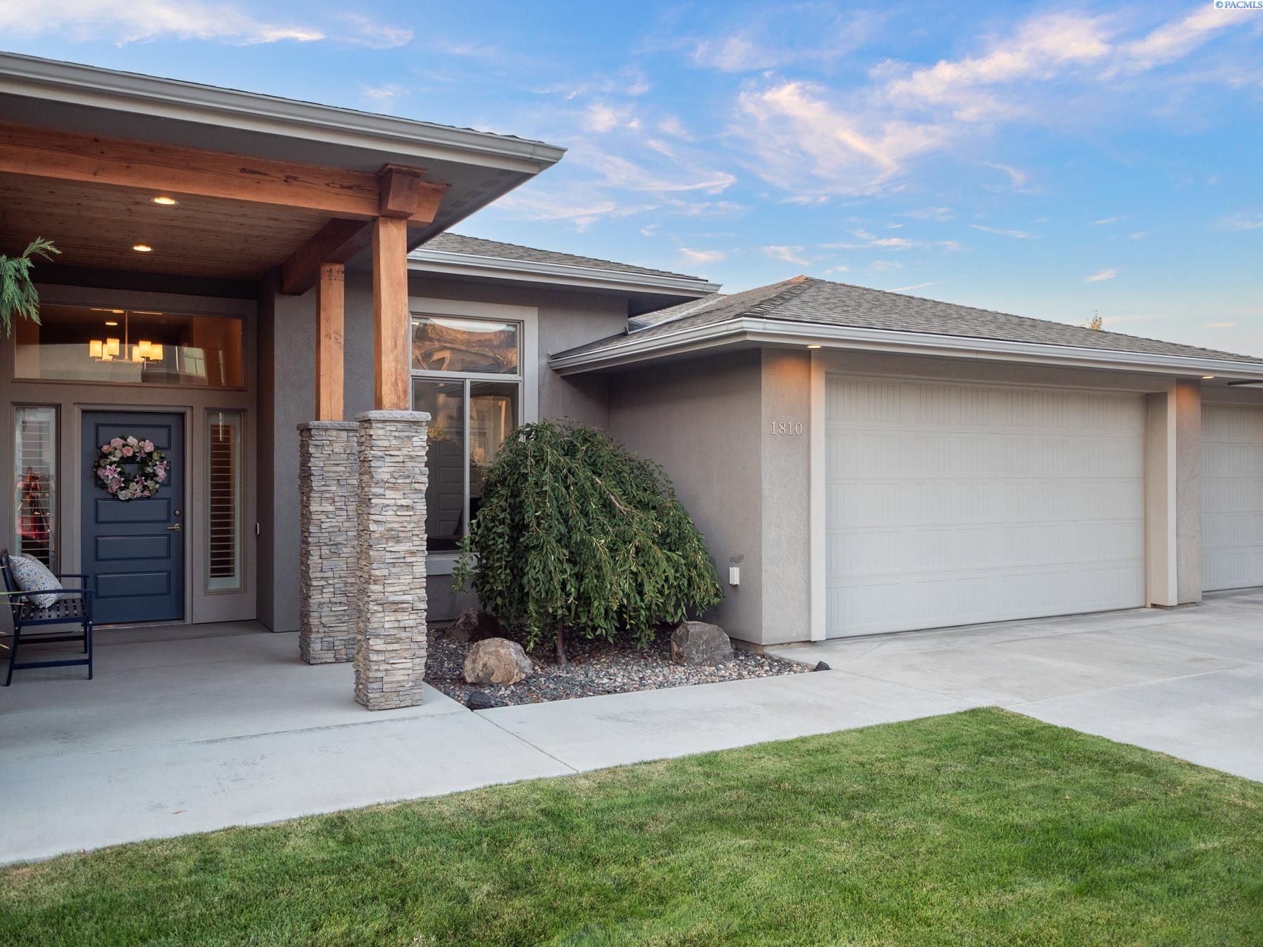 Photo 3 of Single family home for sale at 1810 W 52nd Avenue, Kennewick, WA 99337 | MLS# PAC295718 | Listing updated on 2026-10-07