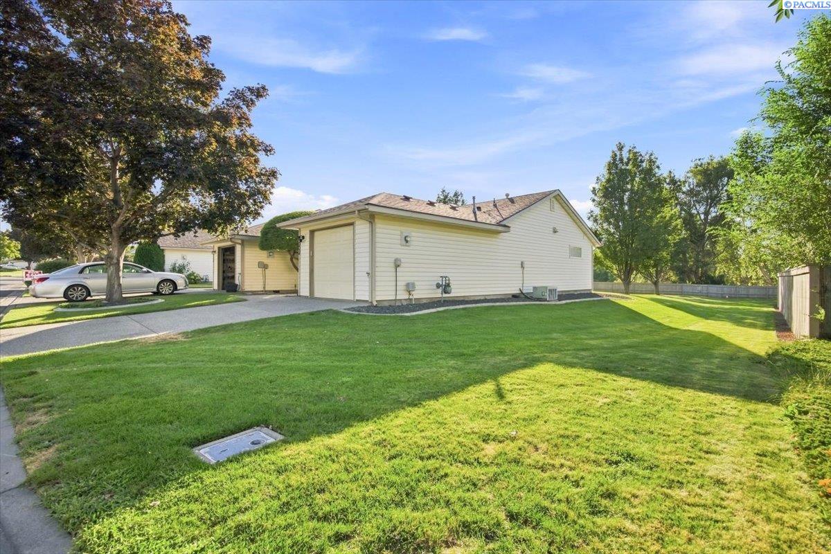 Photo 3 of Single family home for sale at 3212 S Huntington St, Kennewick, WA 99337 | MLS# PAC295723 | Listing updated on 2026-09-15