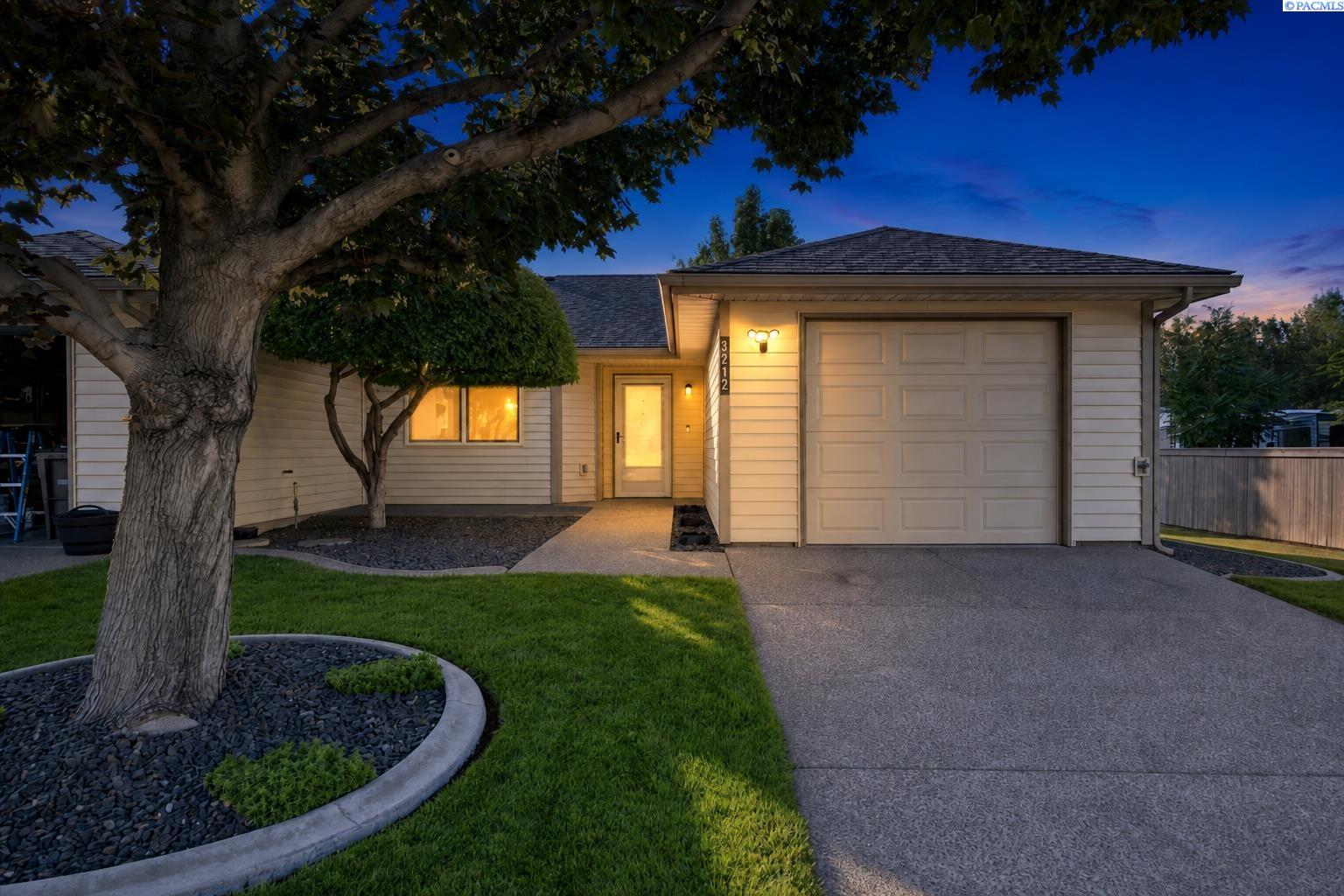 Photo 1 of Single family home for sale at 3212 S Huntington St, Kennewick, WA 99337 | MLS# PAC295723 | Listing updated on 2026-09-15