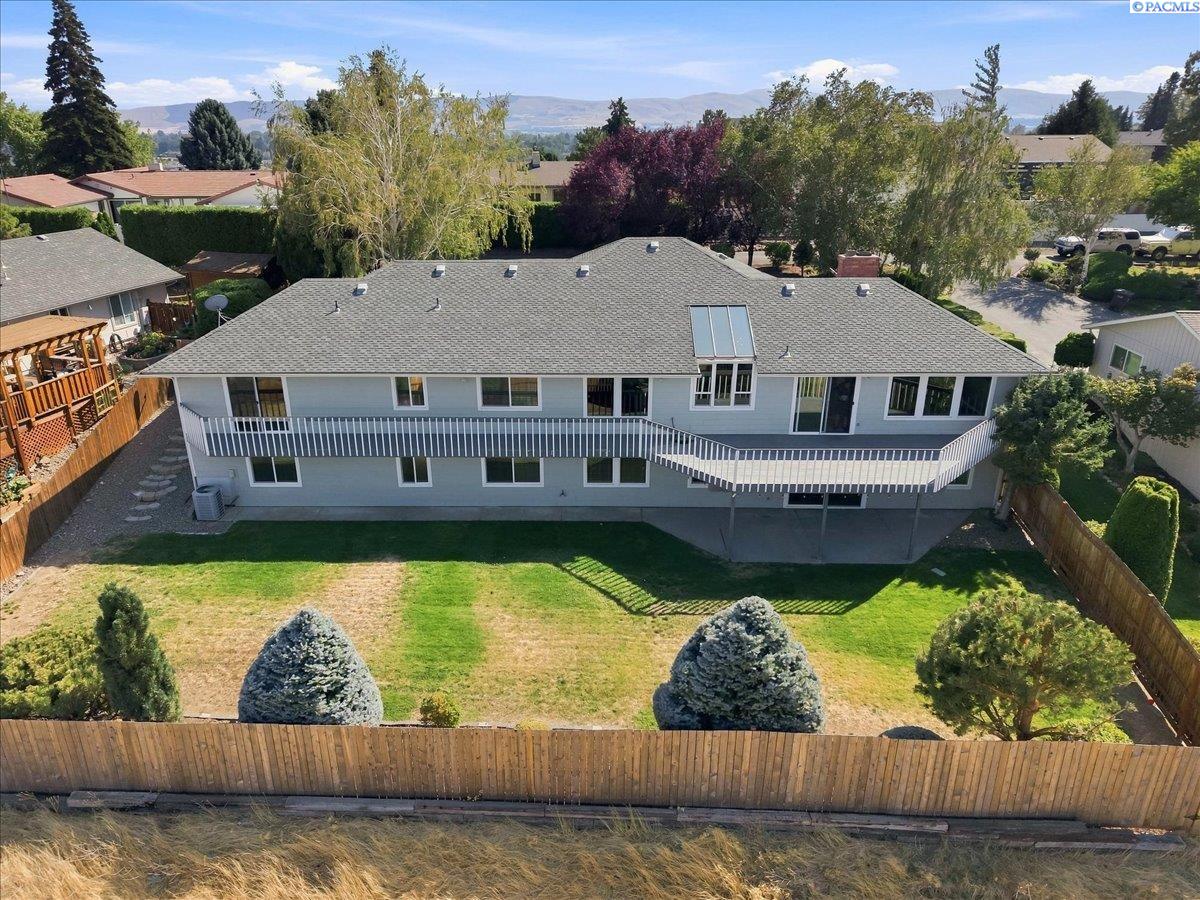 Photo 4 of Single family home for sale at 1104 Fellows Dr, Yakima, WA 98908 | MLS# PAC295729 | Listing updated on 2026-08-21