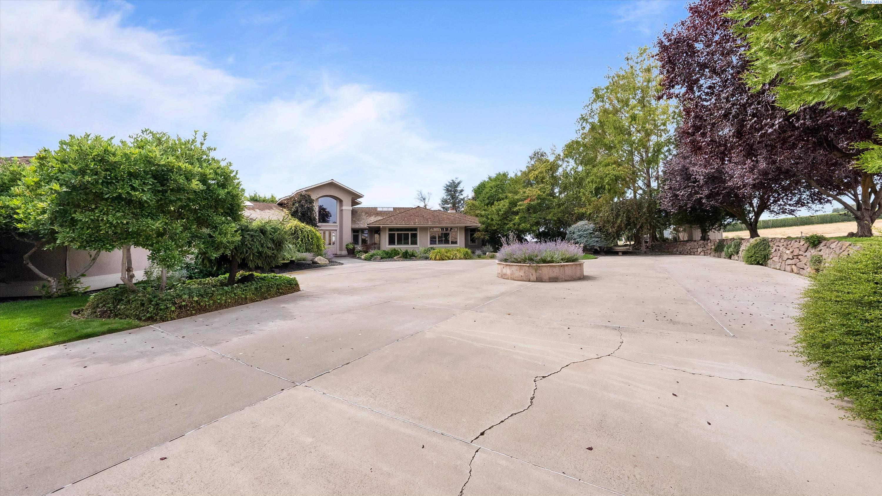 Photo 2 of Single family home for sale at 165804 Snipes Rd, Grandview, WA 98930 | MLS# PAC295731 | Listing updated on 2026-10-02
