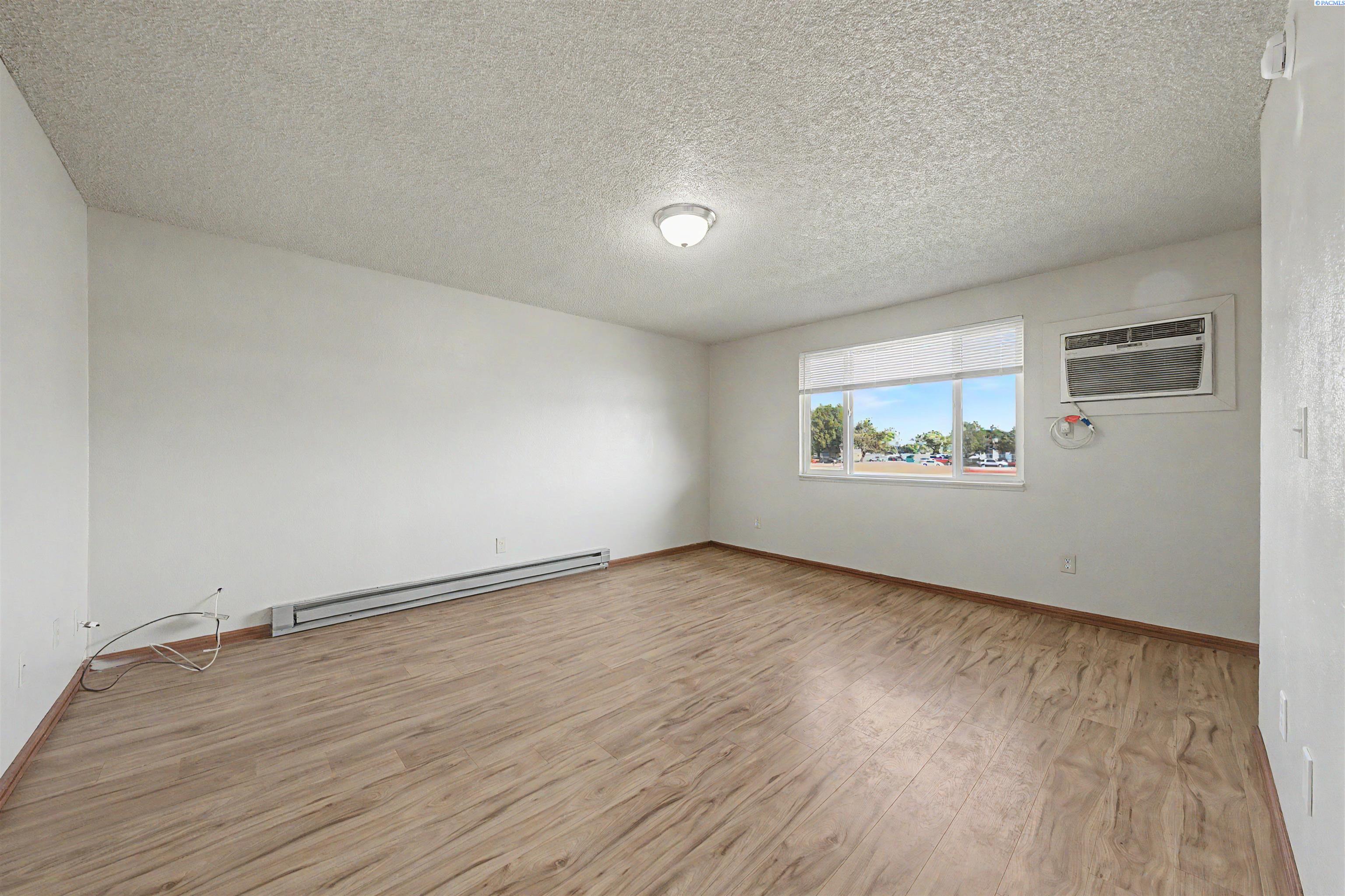 Photo 3 of House for sale at 2404 W Octave St, Pasco, WA 99301 | MLS# PAC295791 | Listing updated on 2026-09-23