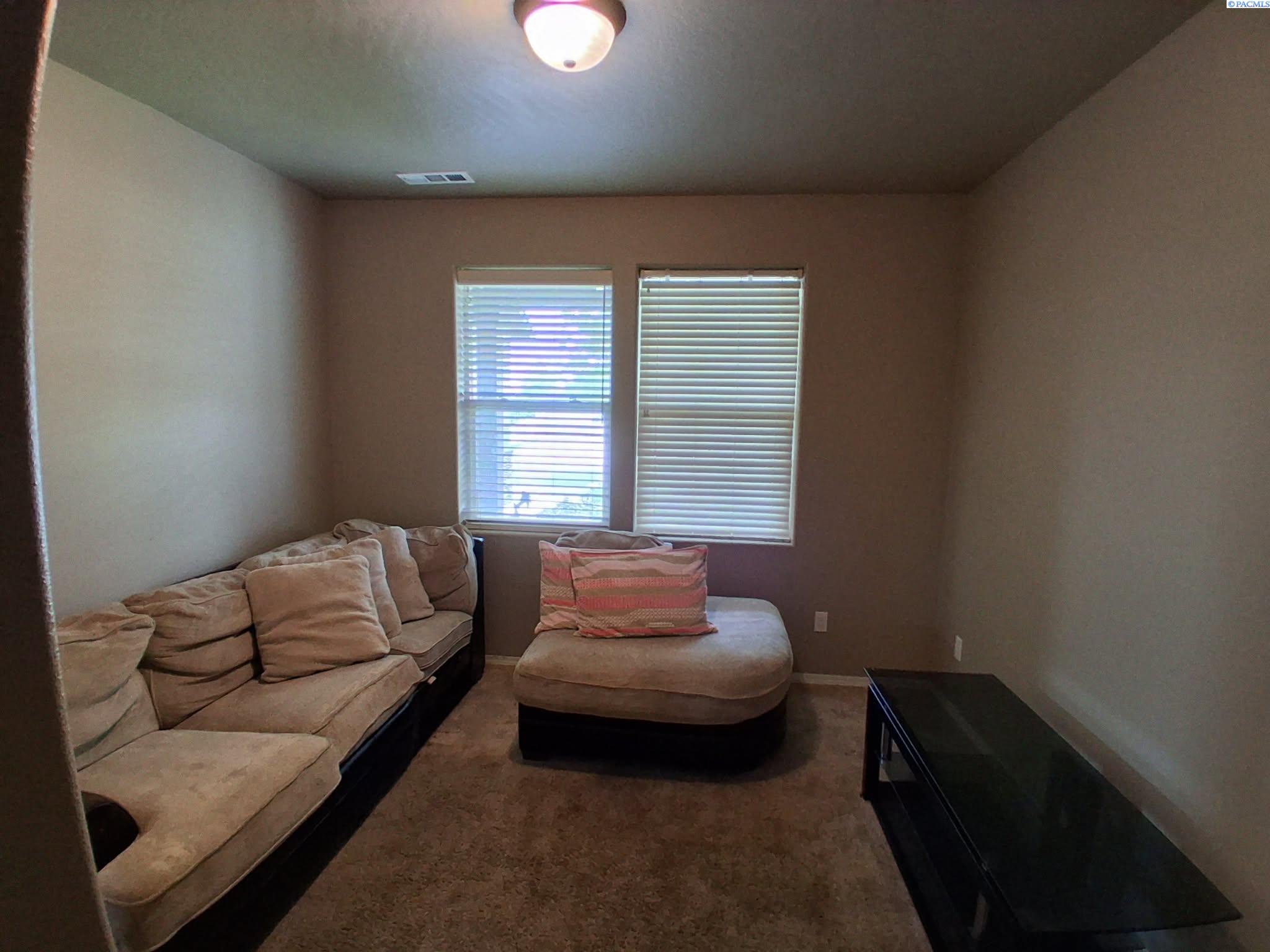 Photo 4 of Single family home for sale at 2935 Woodland Pl, Richland, WA 99352 | MLS# PAC295859 | Listing updated on 2026-08-22
