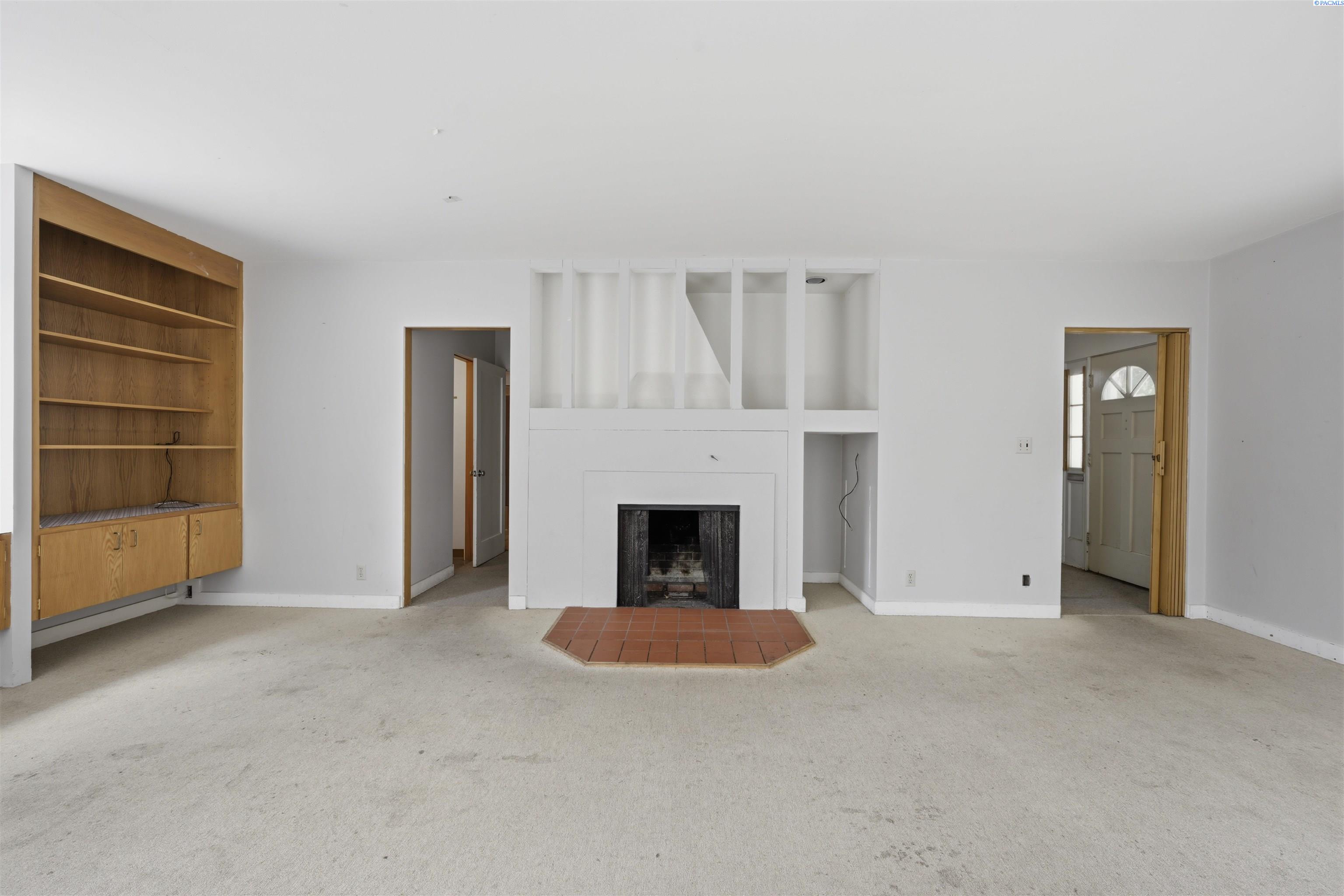 Photo 3 of Multi family home for sale at 1055 Ne Indiana St, Pullman, WA 99163 | MLS# PAC295861 | Listing updated on 2026-08-22