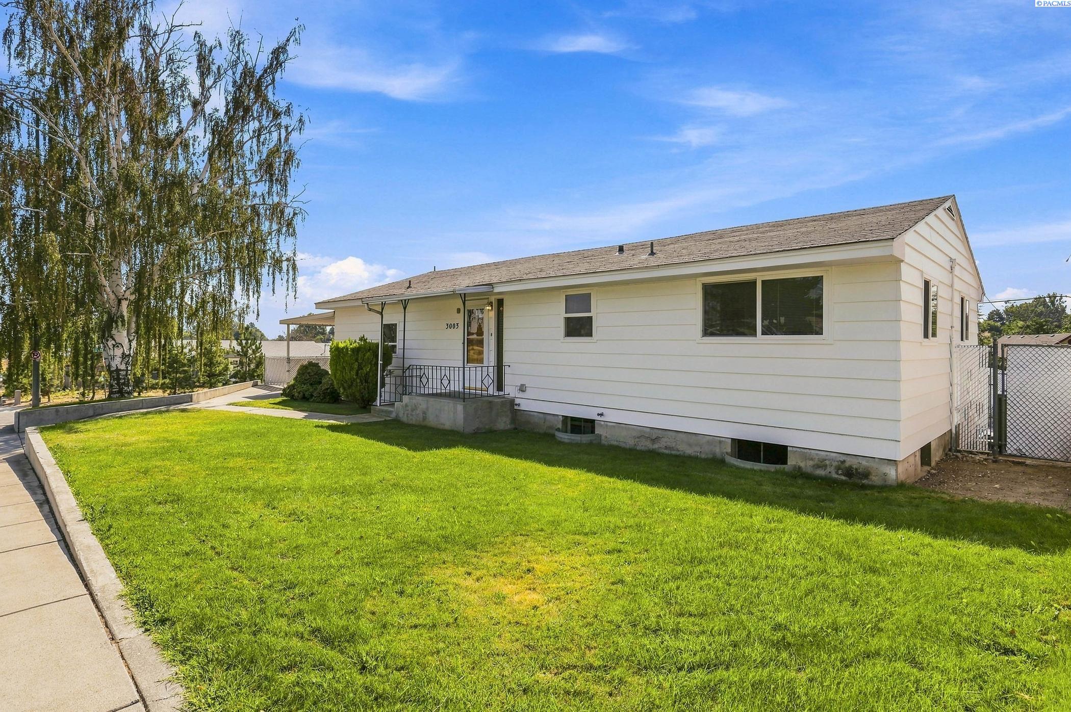 Photo 4 of Single family home for sale at 3003 W 4th Avenue, Kennewick, WA 99336 | MLS# PAC295870 | Listing updated on 2026-09-16