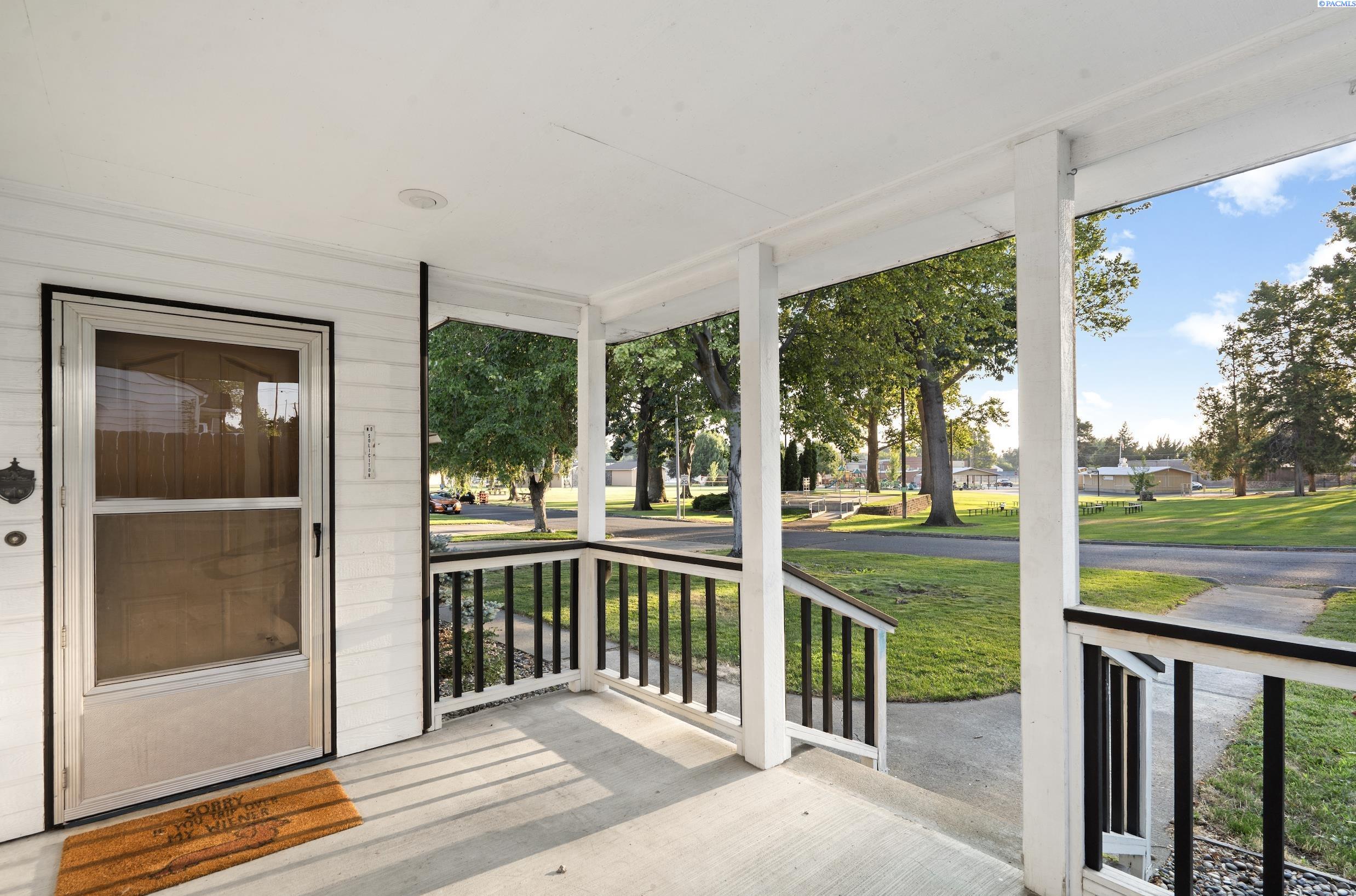 Photo 3 of Single family home for sale at 938 Memorial, Prosser, WA 99350 | MLS# PAC295874 | Listing updated on 2026-09-23