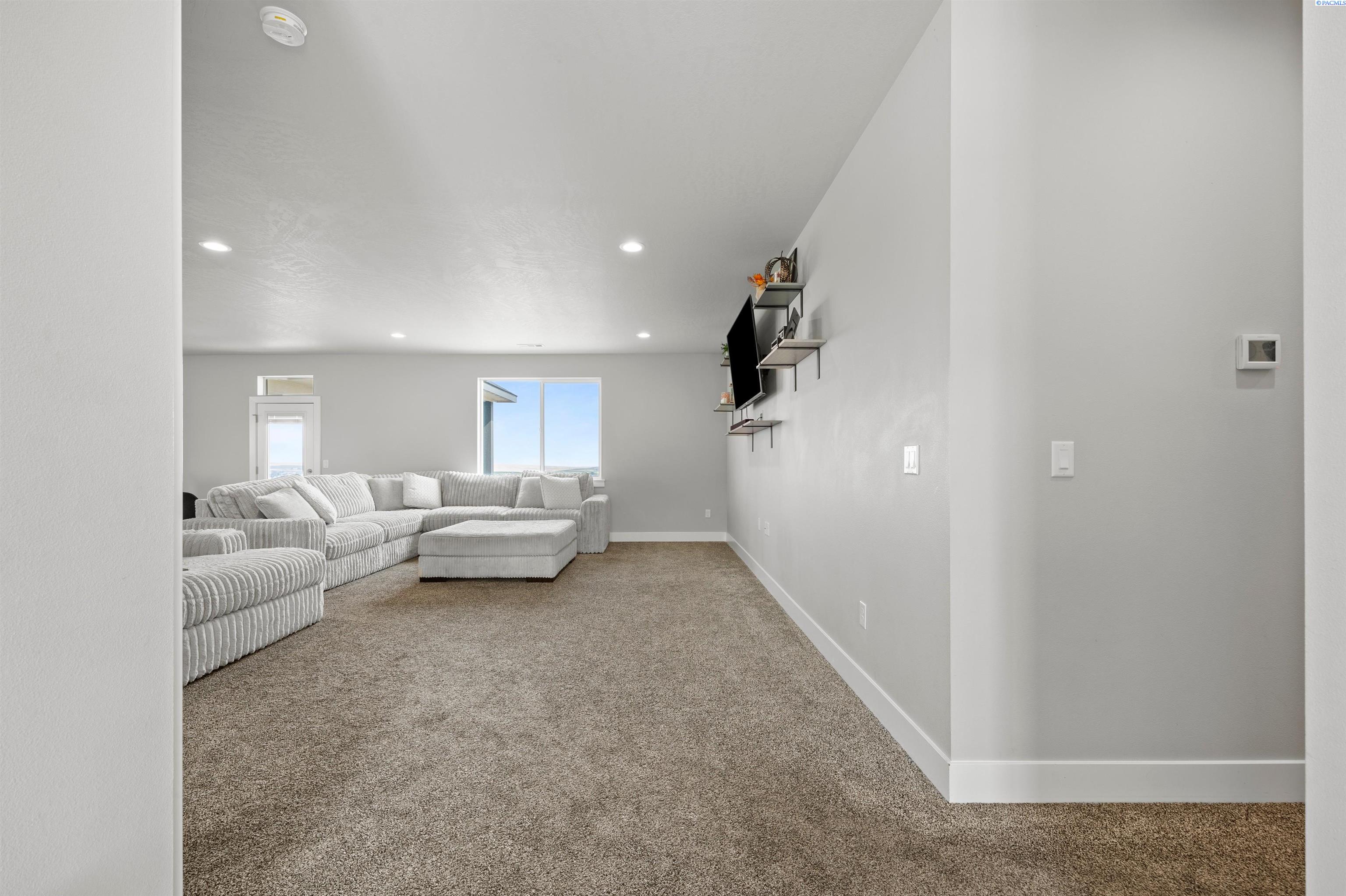 Photo 3 of Single family home for sale at 21004 E Plum Pl, Benton City, WA 99320 | MLS# PAC295884 | Listing updated on 2026-10-09