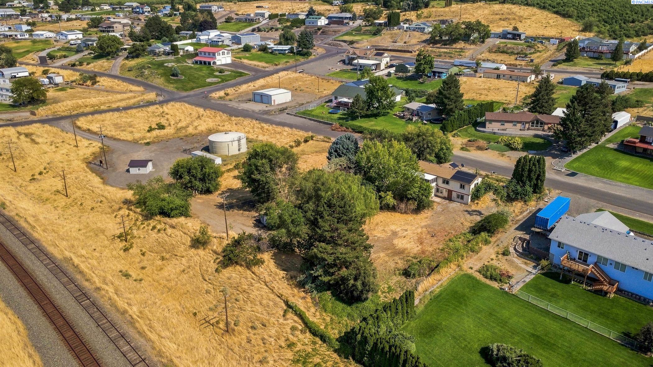 Photo 4 of Single family home for sale at 227 Lakeview Dr, Burbank, WA 99323 | MLS# PAC295885 | Listing updated on 2026-10-06