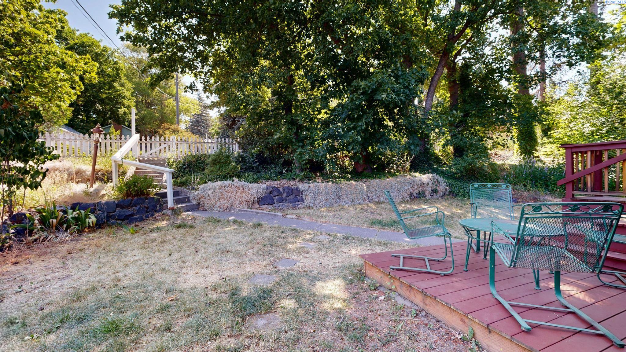 Photo 2 of Multi family home for sale at 560 Se Taylor St, Pullman, WA 99163 | MLS# PAC295886 | Listing updated on 2026-10-03
