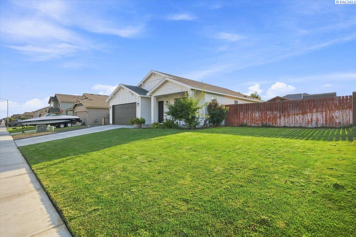 Photo 2 of Single family home for sale at 4120 N Atlanta Ln, Pasco, WA 99301 | MLS# PAC295887 | Listing updated on 2026-10-13