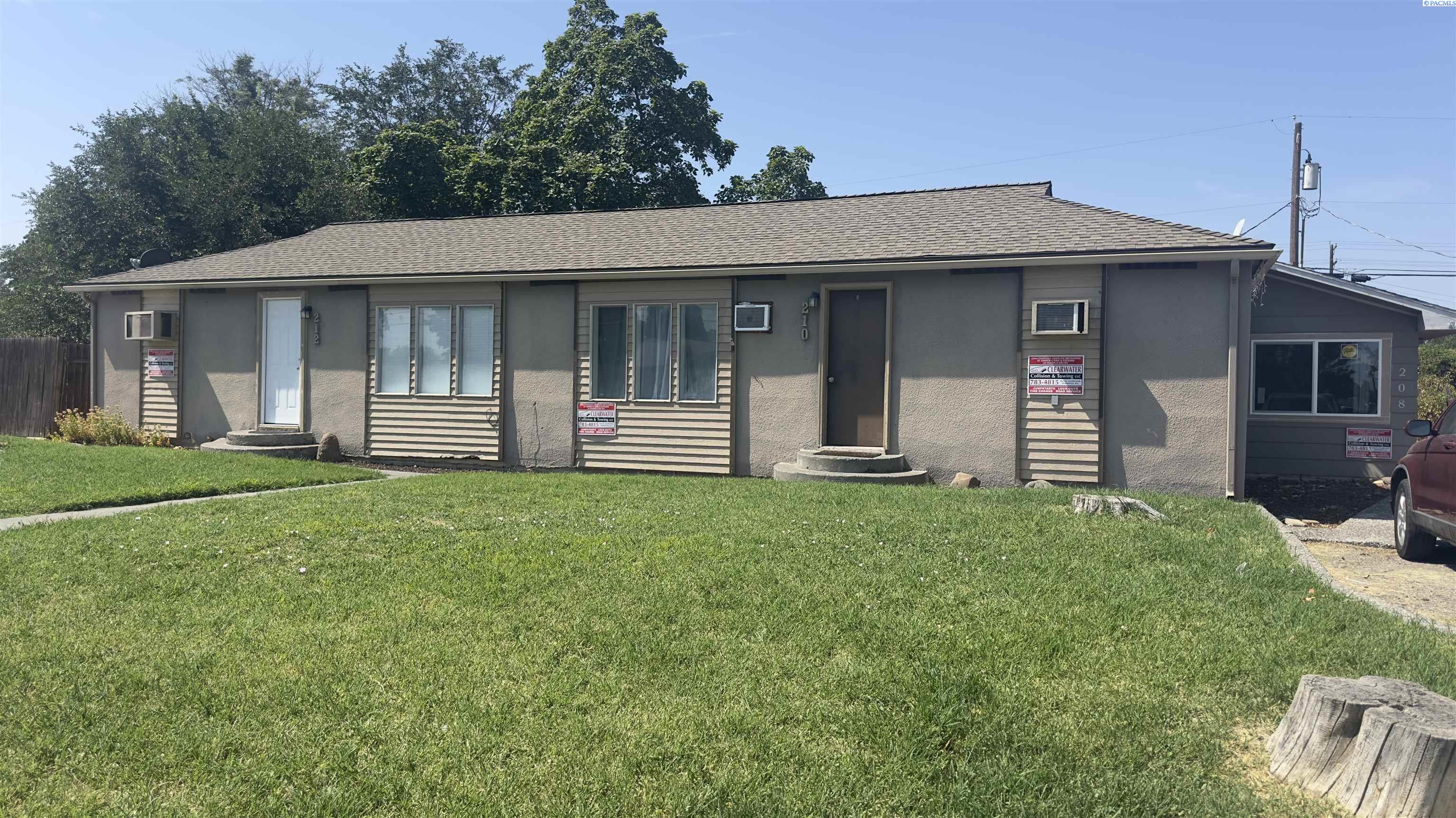 Photo 1 of Multi family home for sale at 208 S Dawes, Kennewick, WA | MLS# PAC295898 | Listing updated on 2026-08-30