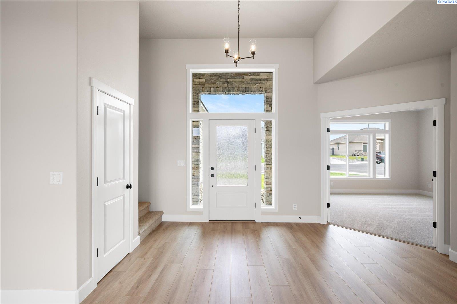 Photo 2 of Single family home for sale at 2892 S Alaska St, Kennewick, WA 99338 | MLS# PAC295923 | Listing updated on 2026-10-08