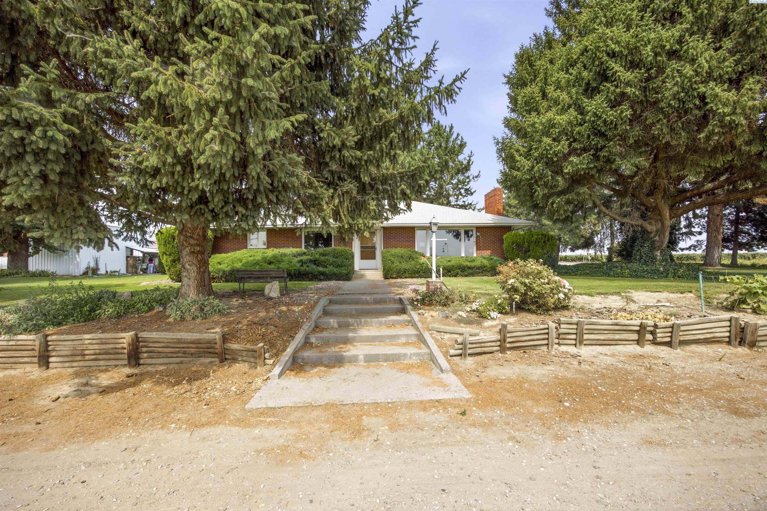 Photo 2 of Single family home for sale at 2040 Olmstead Rd, Grandview, WA 98930 | MLS# PAC295935 | Listing updated on 2026-08-25