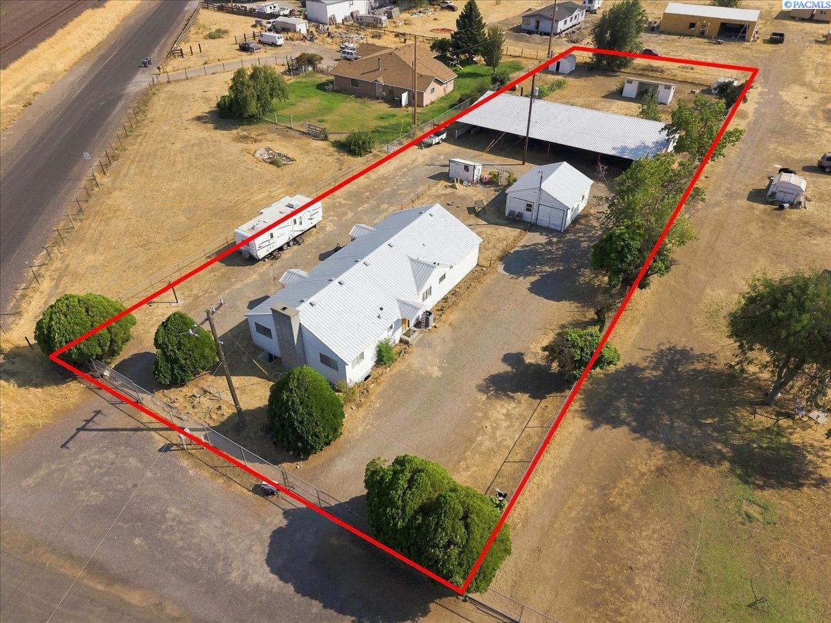 Photo 3 of Single family home for sale at 225209 E Main St, Kennewick, WA 99337 | MLS# PAC295949 | Listing updated on 2026-10-04
