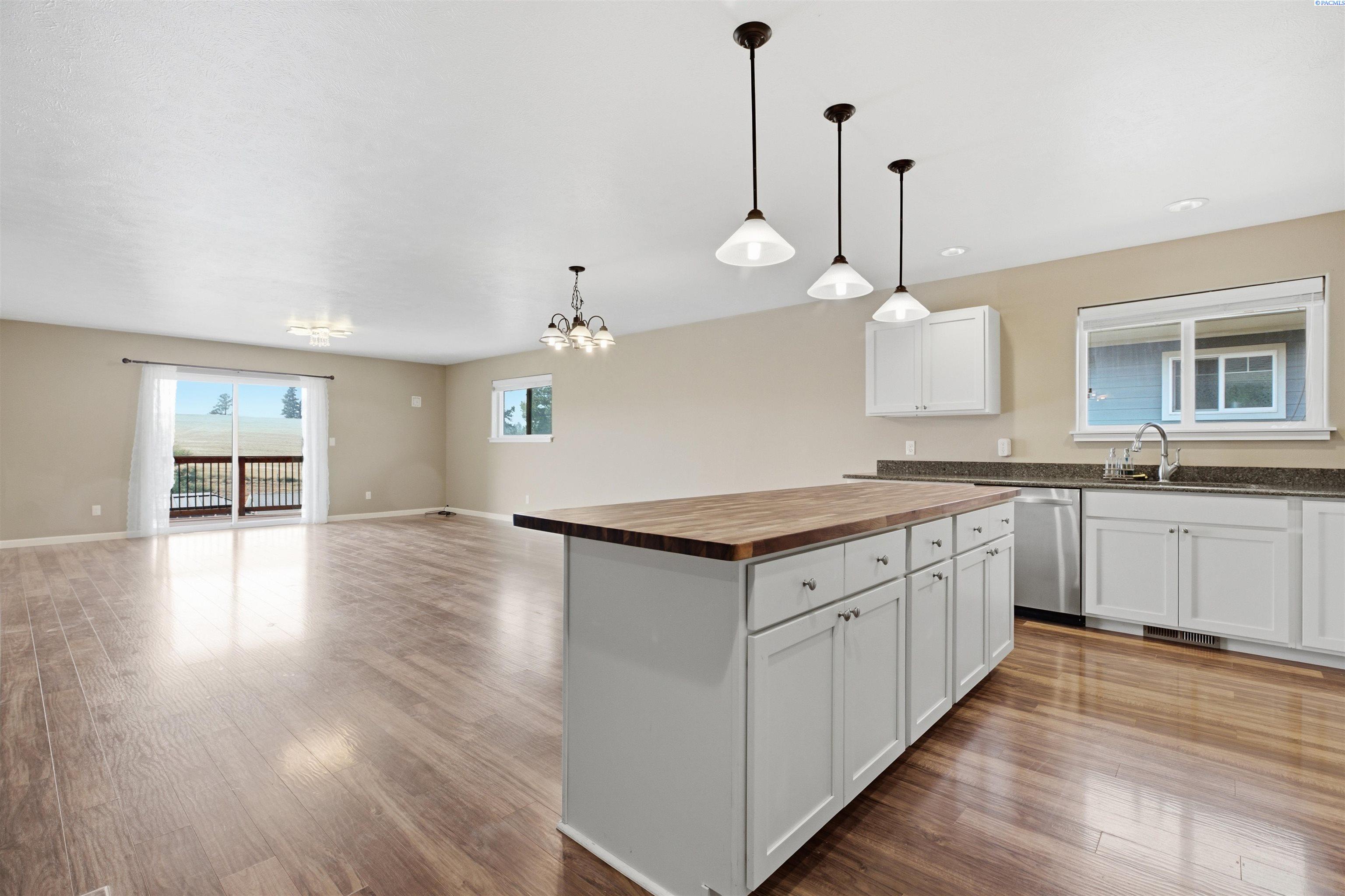 Photo 3 of Single family home for sale at 513 Harvest Loop, Palouse, WA 99161 | MLS# PAC295950 | Listing updated on 2026-09-29