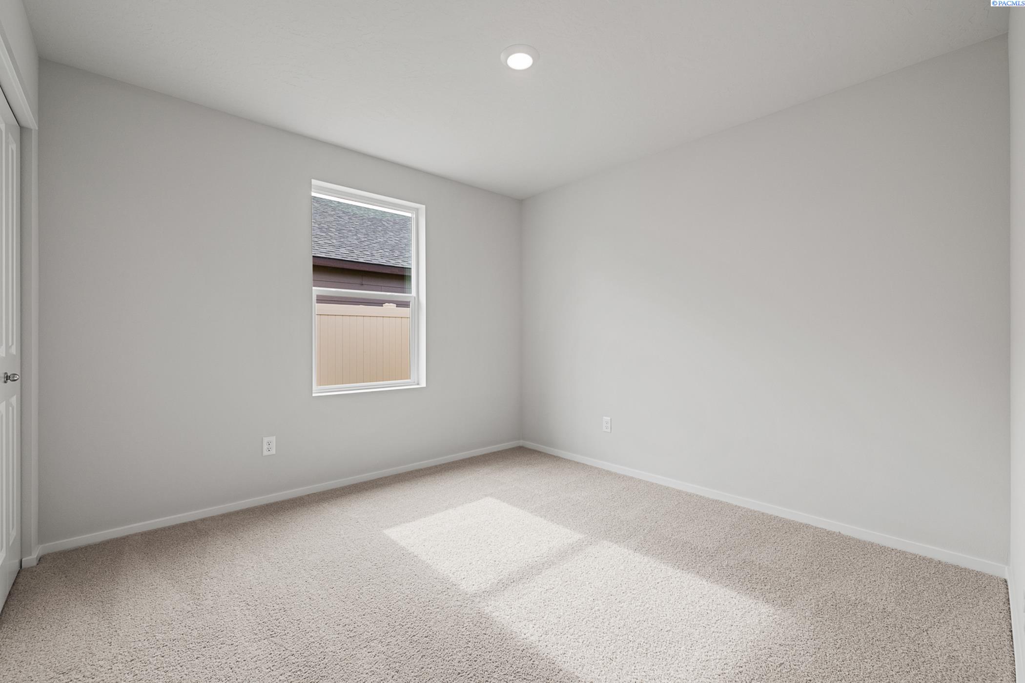 Photo 3 of Single family home for sale at 5914 Road 112, Pasco, WA 99301 | MLS# PAC295951 | Listing updated on 2026-09-23