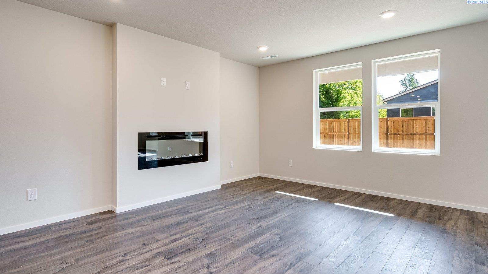 Photo 3 of Single family home for sale at 6017 Road 112, Pasco, WA 99301 | MLS# PAC295962 | Listing updated on 2026-09-23