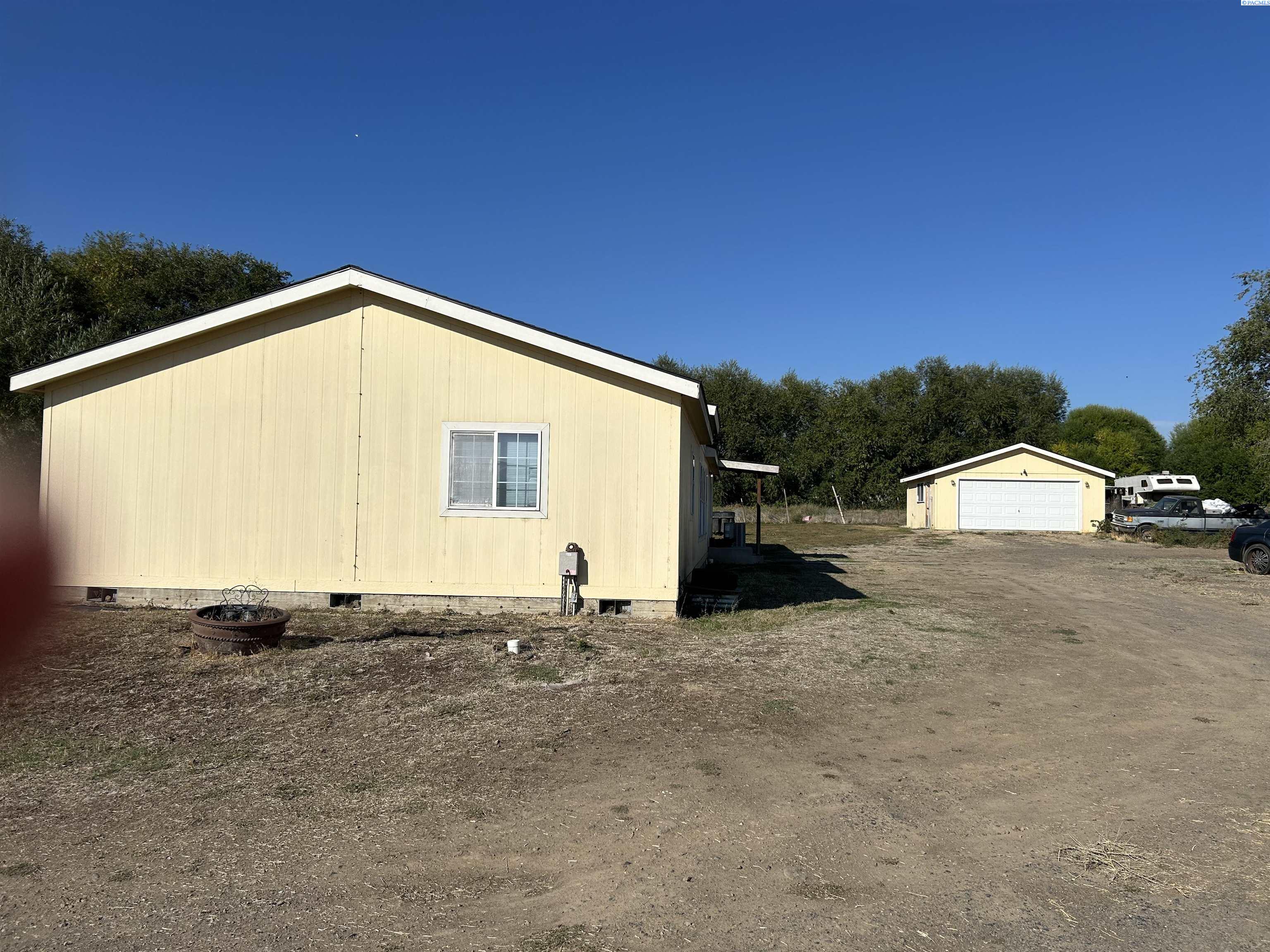 Photo 1 of Manufactured home for sale at 113306 W King Tull Rd, Prosser, WA 99350 | MLS# PAC295981 | Listing updated on 2026-09-23