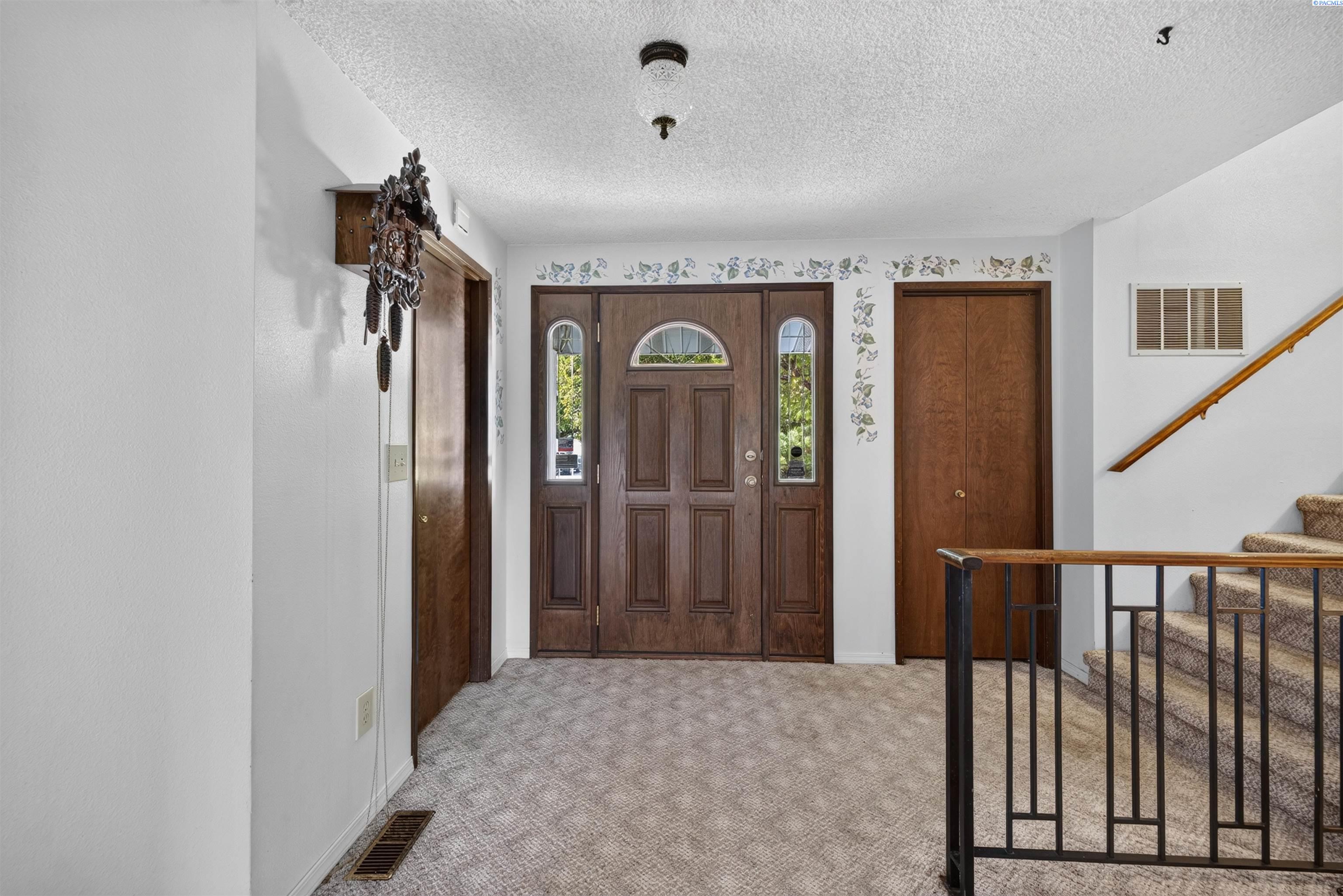 Photo 4 of Single family home for sale at 1964 Birch Ave, Richland, WA 99354 | MLS# PAC295990 | Listing updated on 2026-10-08