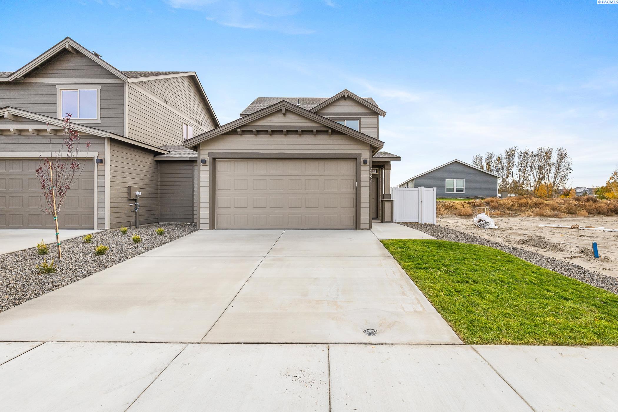 Photo 2 of Single family home for sale at 7487 Grapevine Ct, West Richland, WA 99353 | MLS# PAC295994 | Listing updated on 2026-09-19