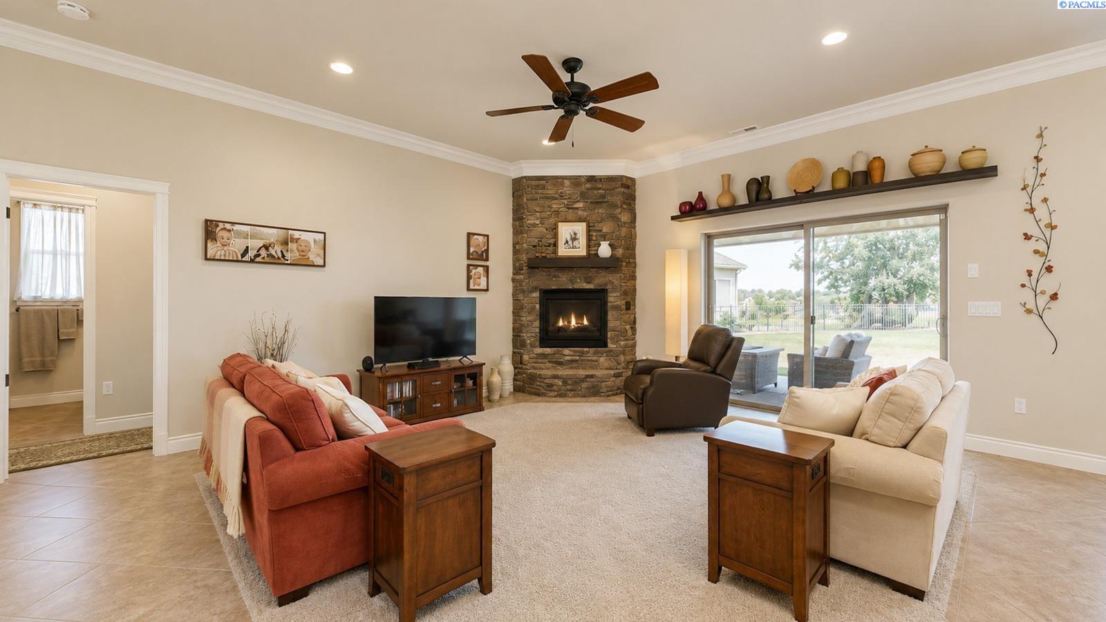 Photo 3 of Single family home for sale at 2994 Riverbend Dr, Richland, WA 99354 | MLS# PAC295998 | Listing updated on 2026-08-28