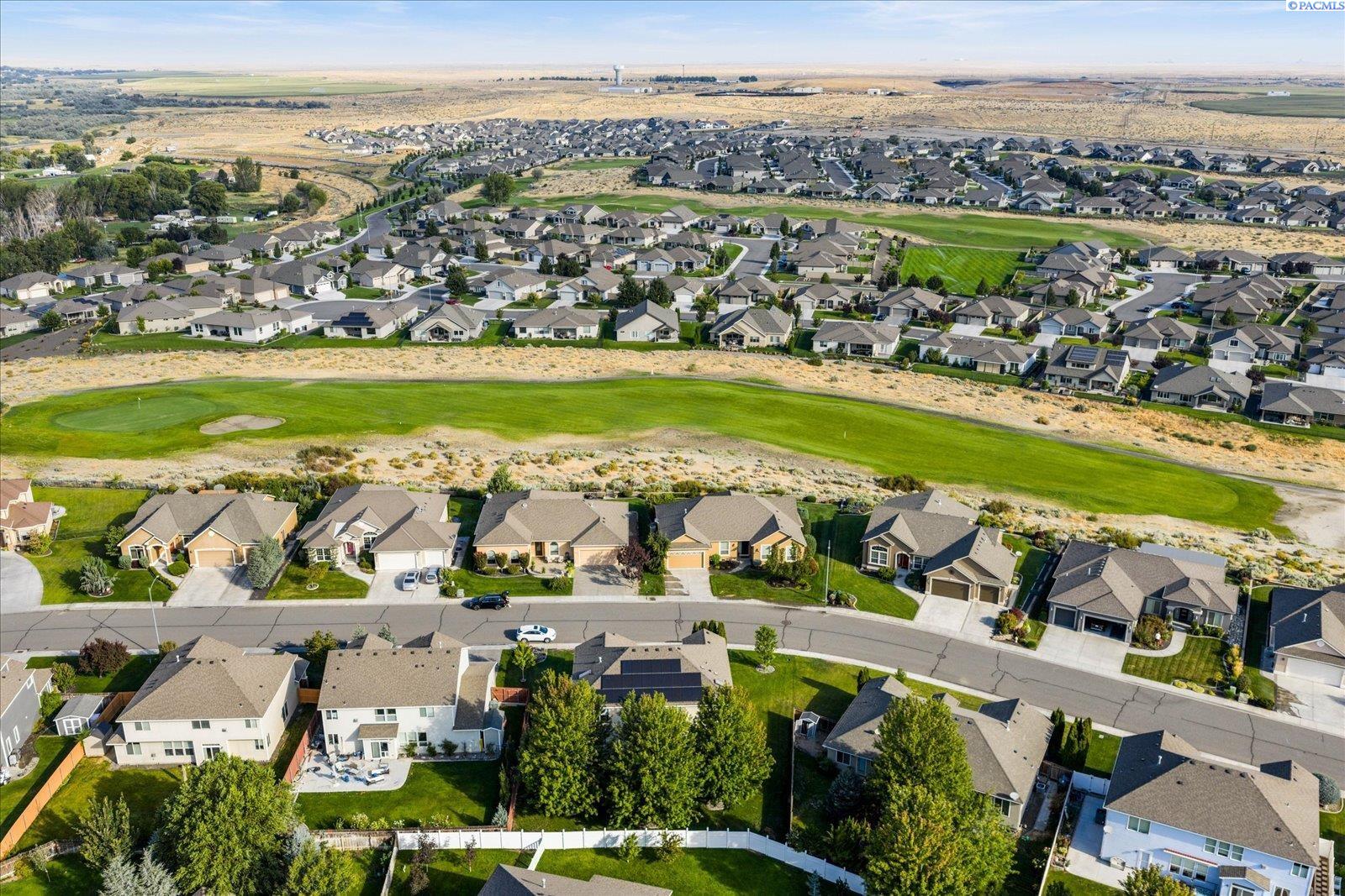 Photo 3 of Single family home for sale at 2989 Redrock Ridge Loop, Richland, WA 99354 | MLS# PAC295999 | Listing updated on 2026-10-06