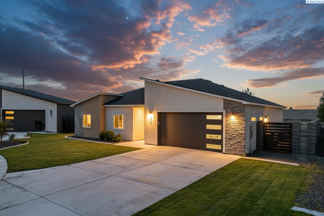 Photo 2 of Single family home for sale at 618 Caridad Ct, Pasco, WA 99301 | MLS# PAC296047 | Listing updated on 2026-09-09