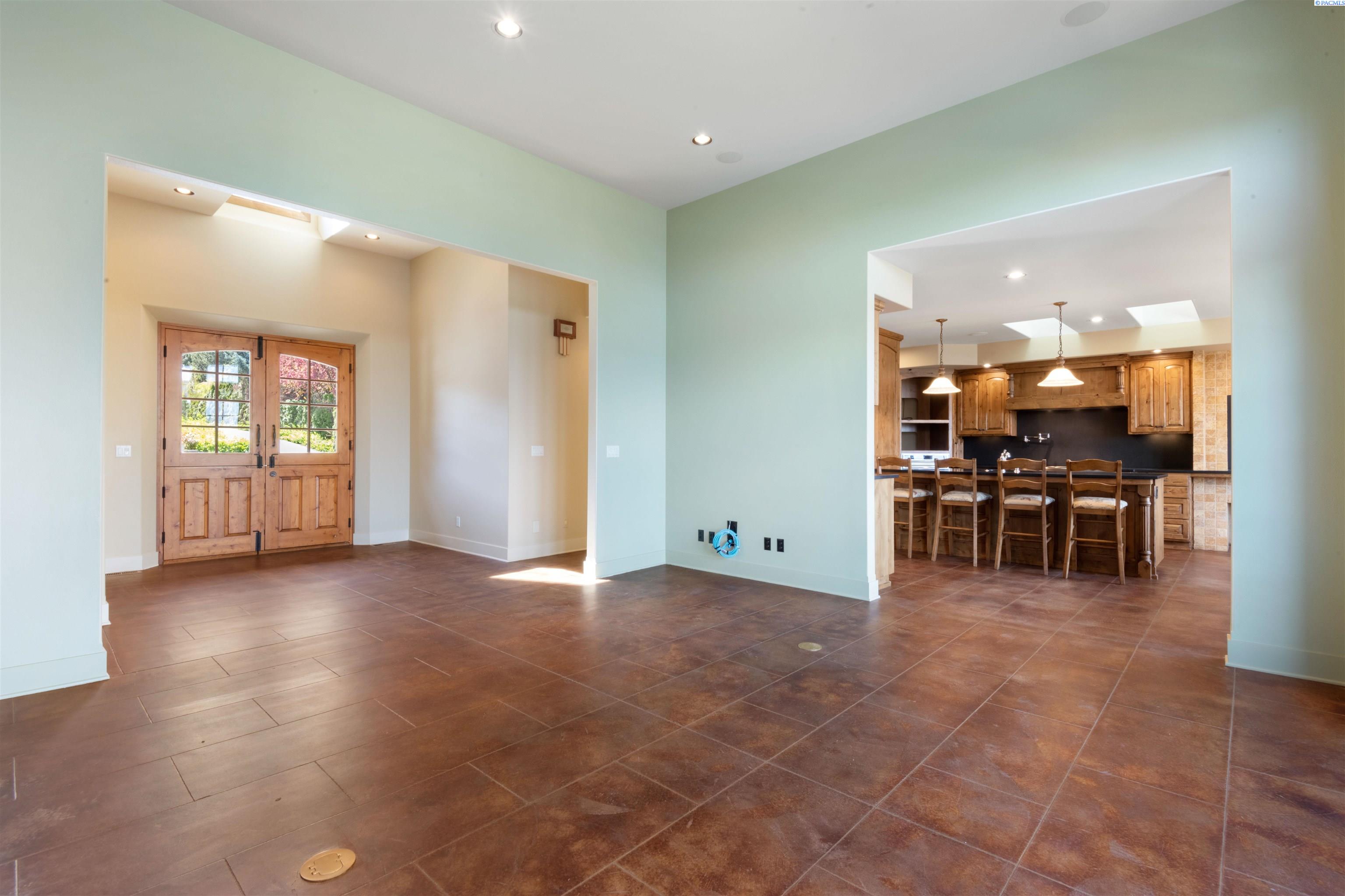 Photo 3 of Single family home for sale at 2642 Quarterhorse Way, Richland, WA 99352 | MLS# PAC296051 | Listing updated on 2026-09-26
