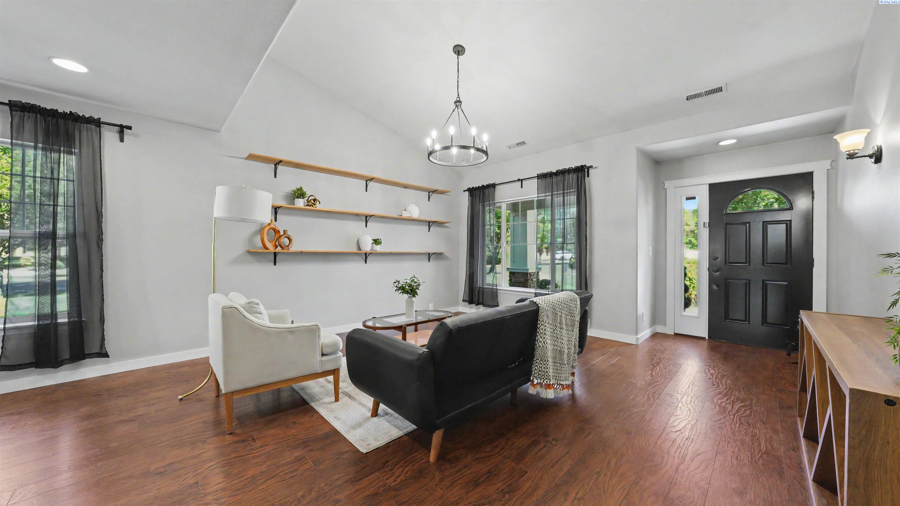 Photo 4 of Single family home for sale at 1 Dahlia Ct, Pasco, WA 99301 | MLS# PAC296063 | Listing updated on 2026-10-13