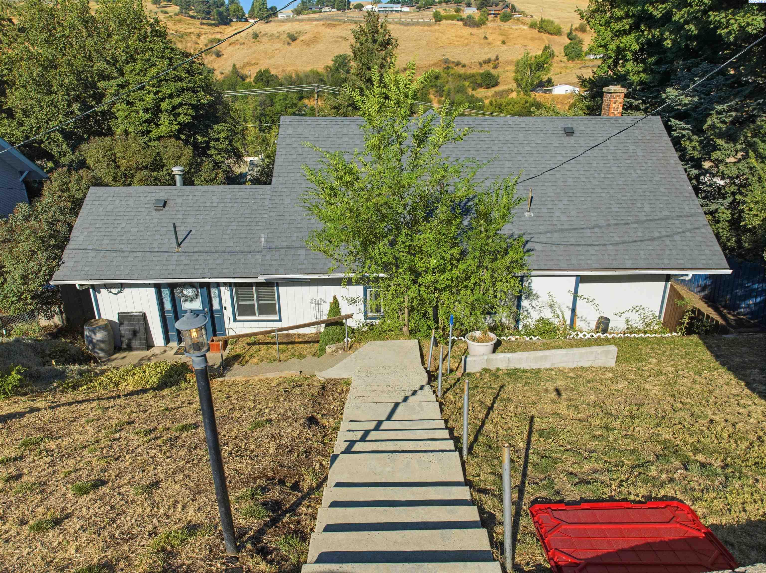 Photo 3 of Single family home for sale at 405 S Mill St, Colfax, WA 99111 | MLS# PAC296103 | Listing updated on 2026-09-04