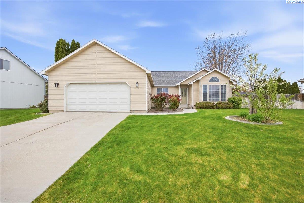 Photo 1 of Single family home for sale at 2714 S Zillah Ct, Kennewick, WA 99337 | MLS# PAC296105 | Listing updated on 2026-10-08