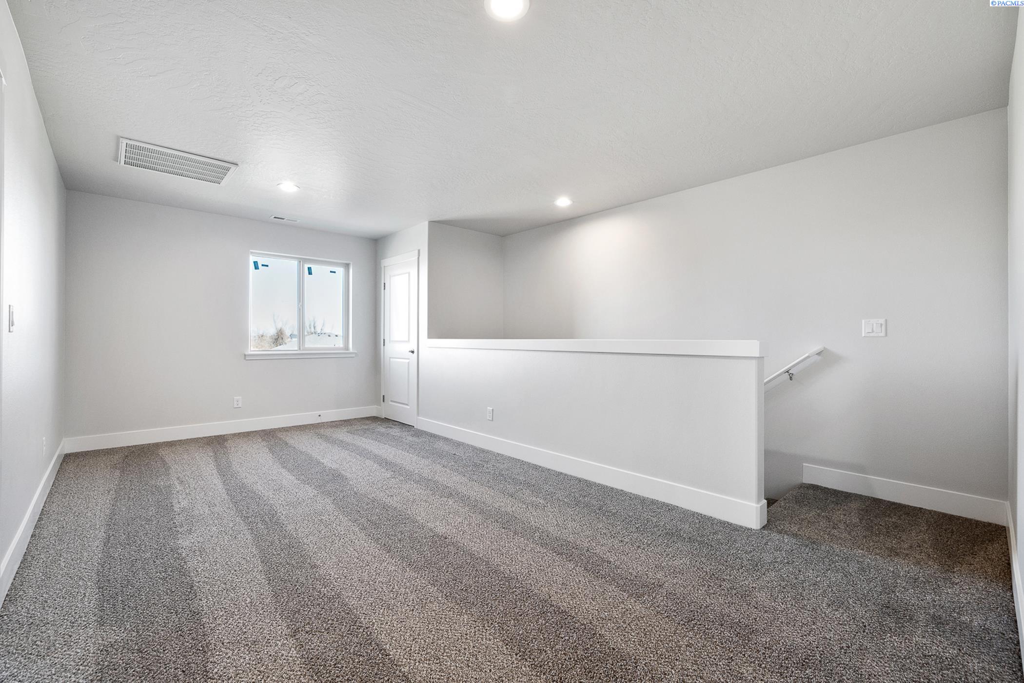 Photo 3 of Single family home for sale at 4222 Road 114, Pasco, WA 99301 | MLS# PAC296110 | Listing updated on 2026-09-19