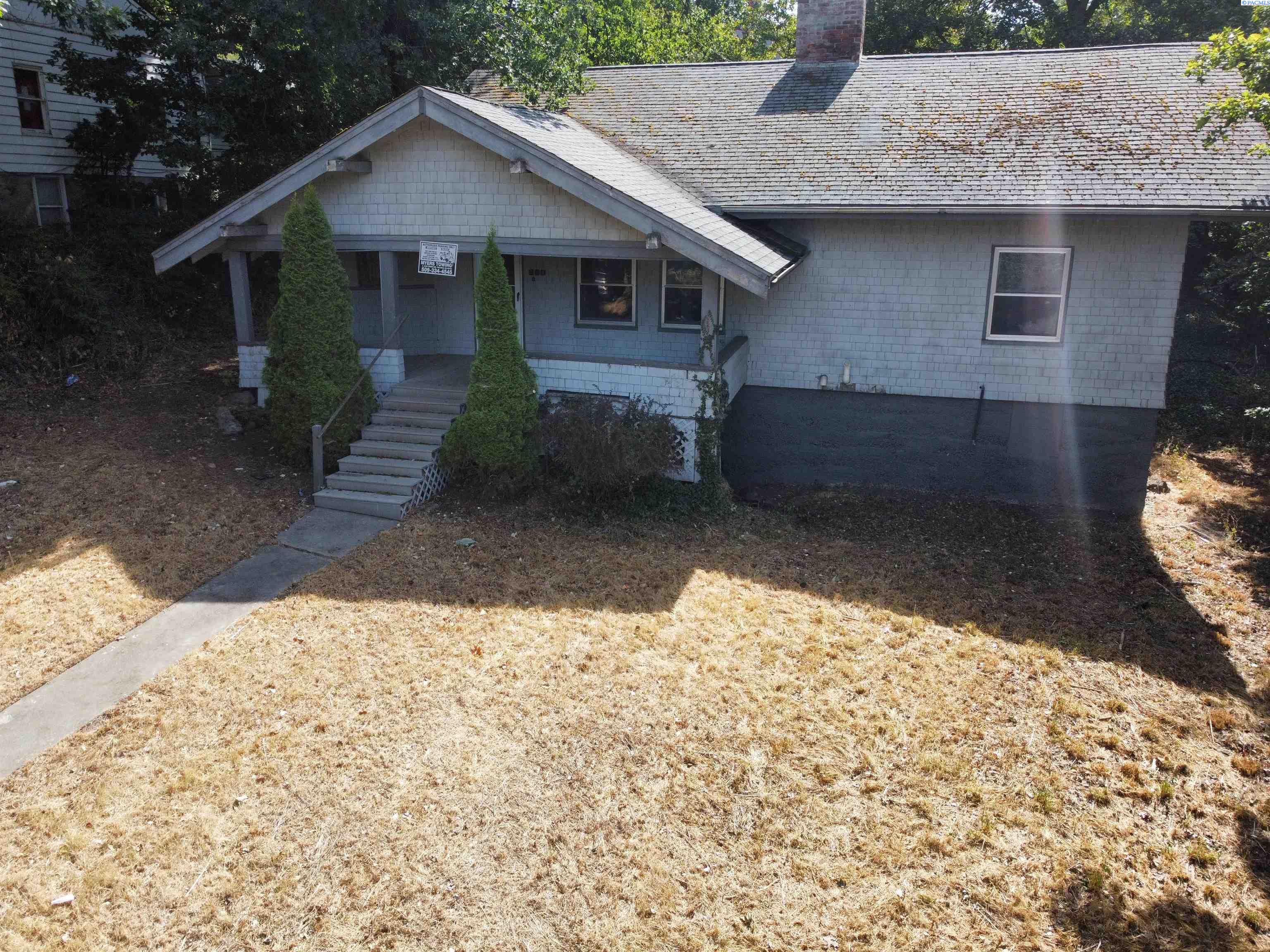 Photo 4 of Single family home for sale at 960 NE Maple St, Pullman, WA 99163 | MLS# PAC296124 | Listing updated on 2026-09-08