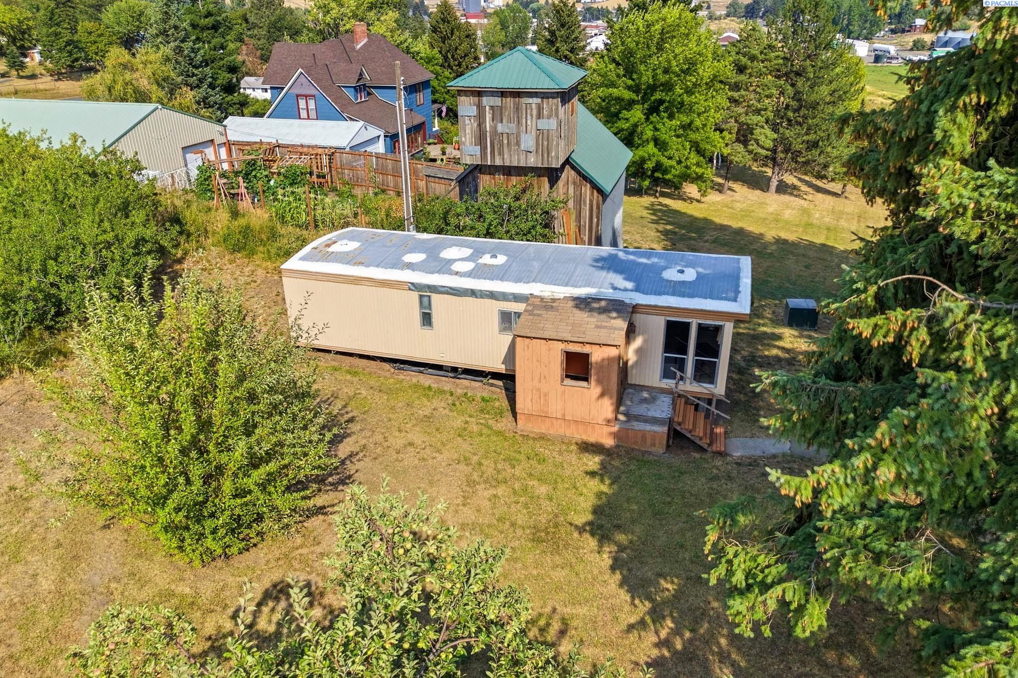 Photo 1 of Manufactured home for sale at 201 S 10th Street, Garfield, WA 99130 | MLS# PAC296158 | Listing updated on 2026-10-24