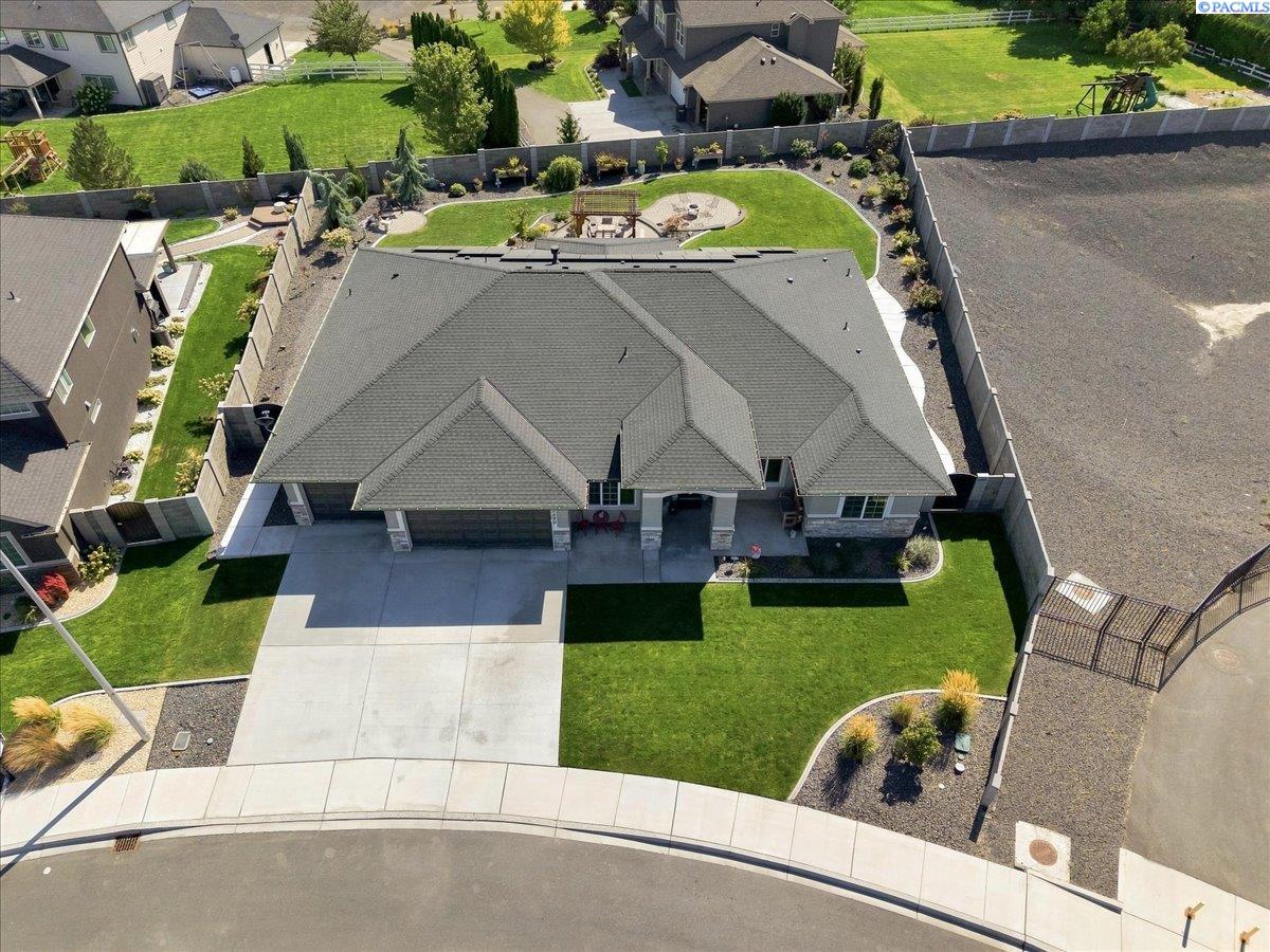 Photo 3 of Single family home for sale at 2480 Maggio Loop, Richland, WA 99352 | MLS# PAC296171 | Listing updated on 2026-10-08